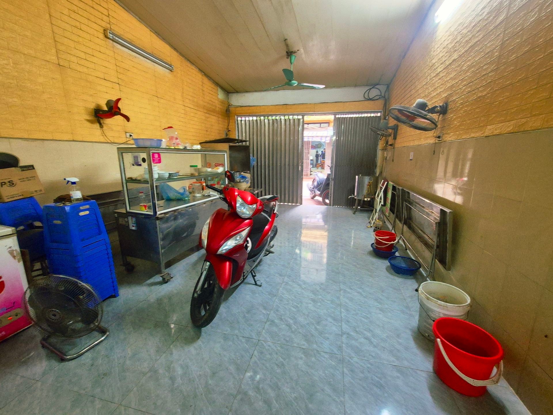 Bán nhà Đê La Thành - diện tích 57m2 4 tầng - Ô tô tránh - giá 28 tỷ