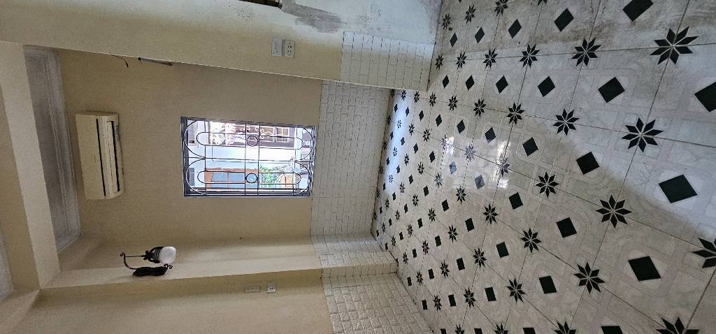Bán nhà Bùi Ngọc Dương - diện tích 12m2 4 tầng - Nhà lô góc 2 mặt ngõ rộng - giá 3,4 tỷ