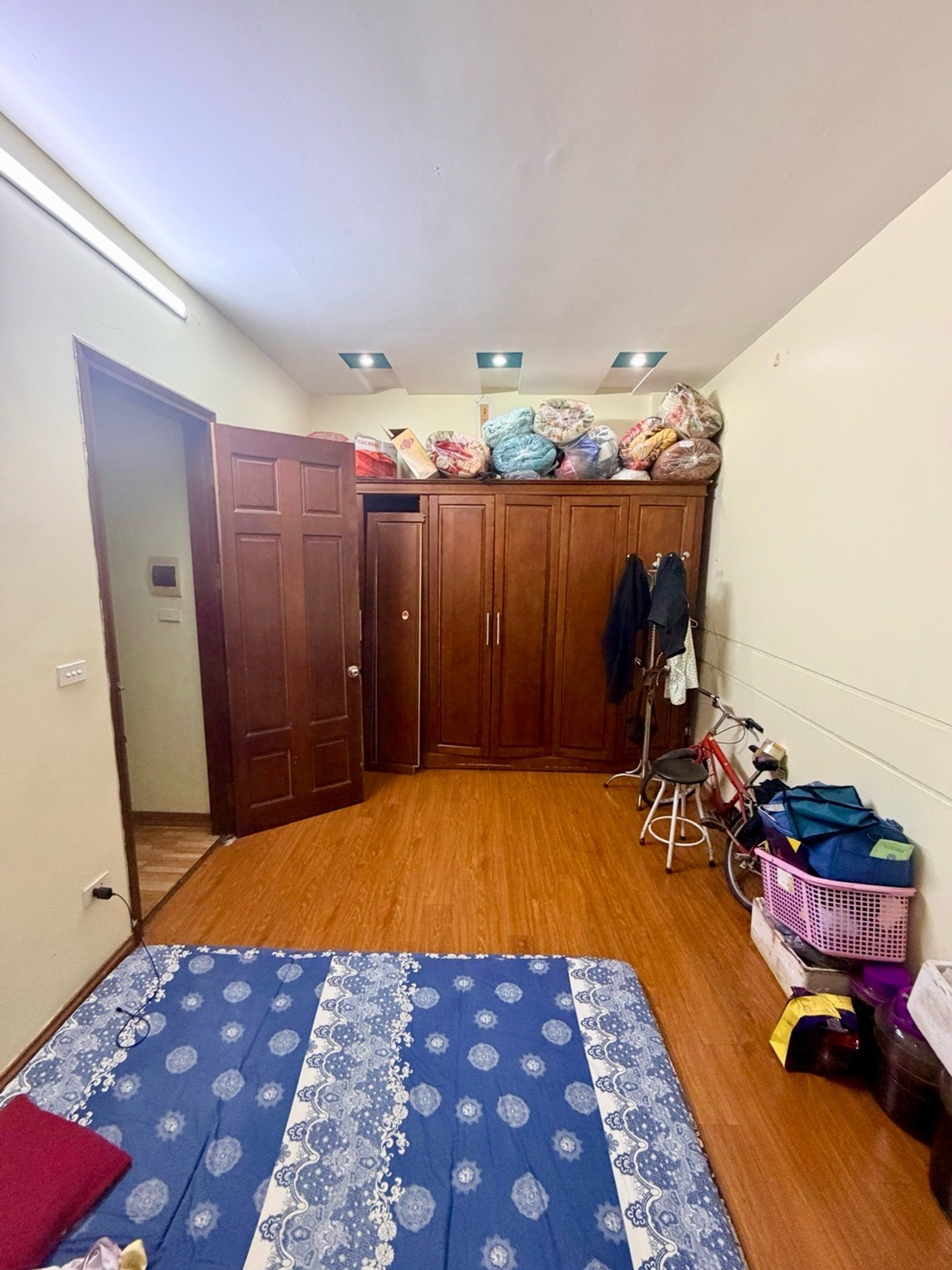 Bán nhà Vĩnh Hồ - diện tích 47m2 5 tầng - Lô góc 3 thoáng - giá 11,2 tỷ