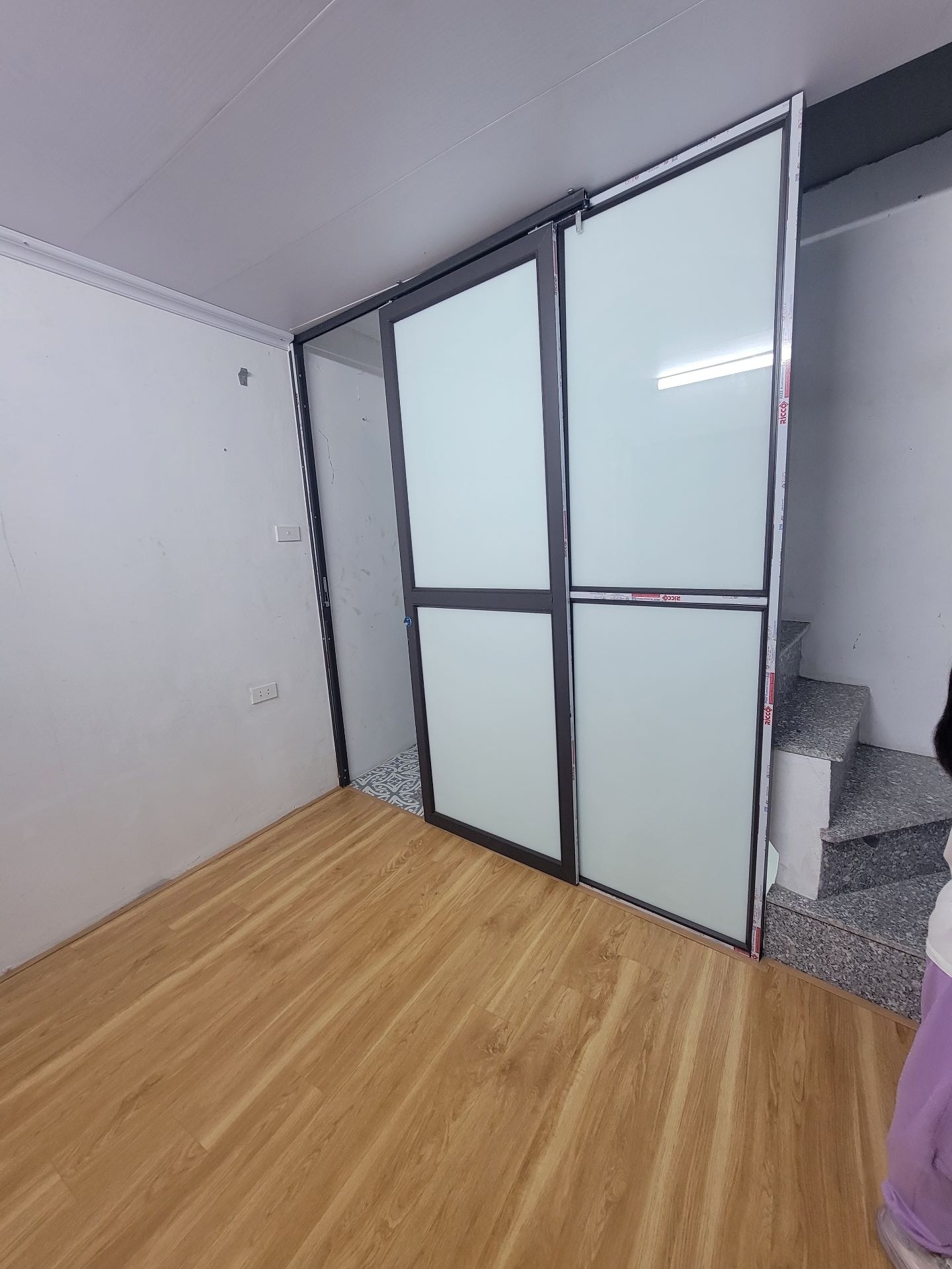 Bán nhà Trần Khát Chân - diện tích 8m2 3 tầng - Lô góc 3 mặt thoáng - giá 1,65 tỷ