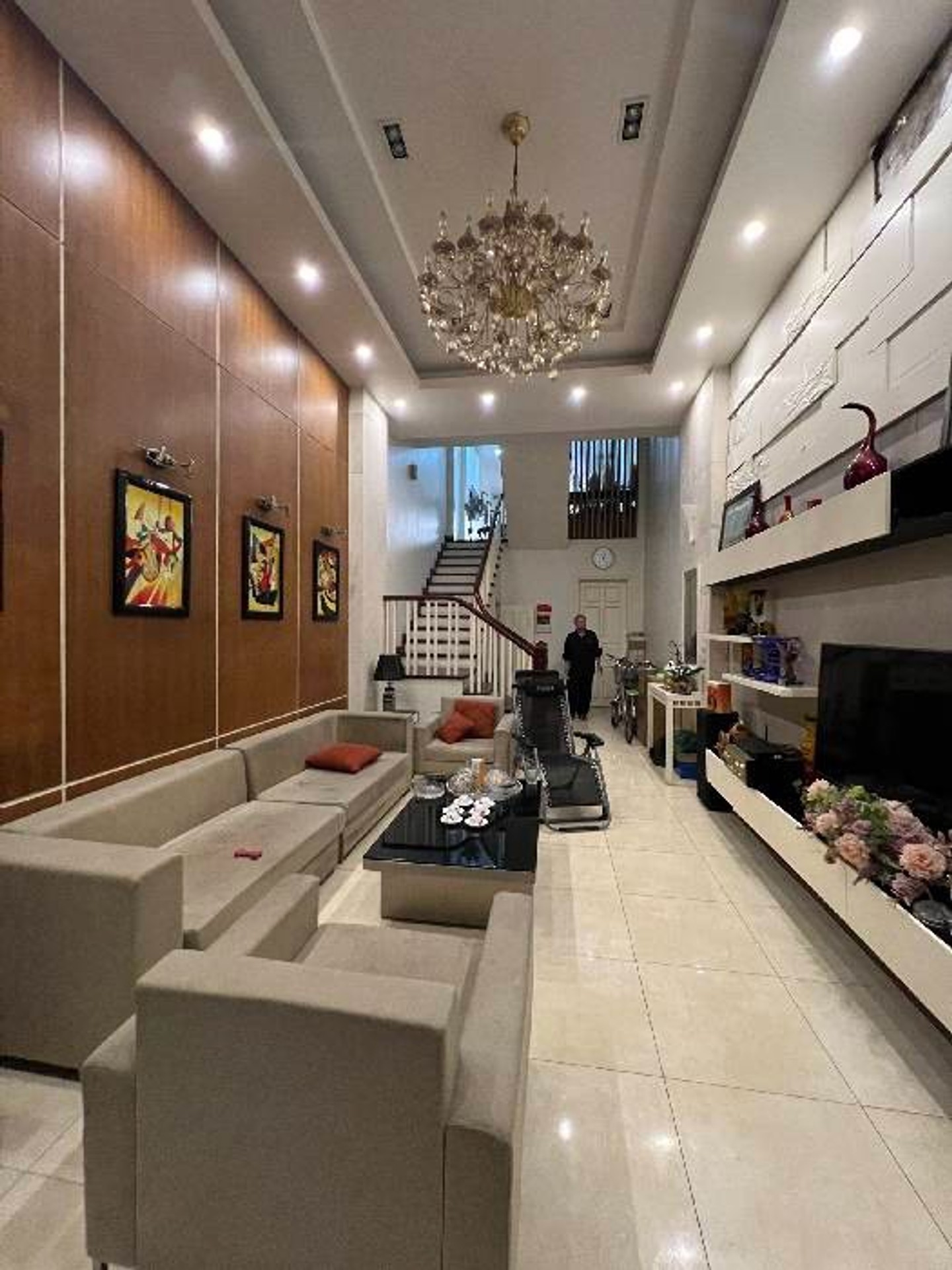 Bán nhà Phố Huế - diện tích 85m2 6 tầng - CỰC PHẨM THANG MÁY - giá 36,8 tỷ