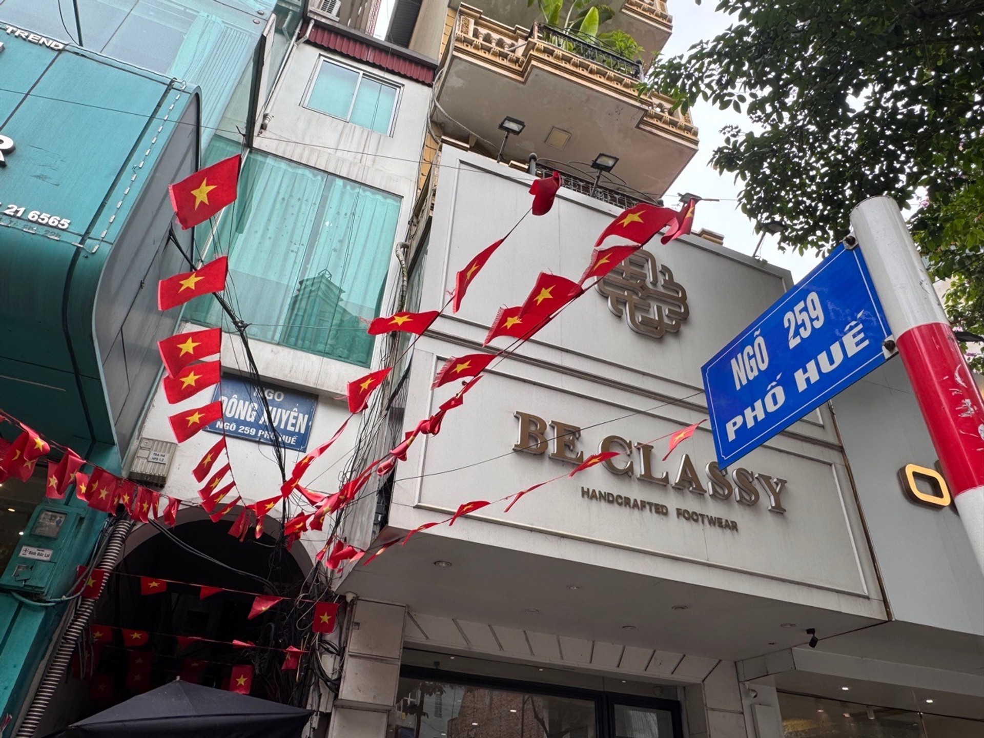 Bán nhà Phố Huế - diện tích 85m2 6 tầng - CỰC PHẨM THANG MÁY - giá 36,8 tỷ