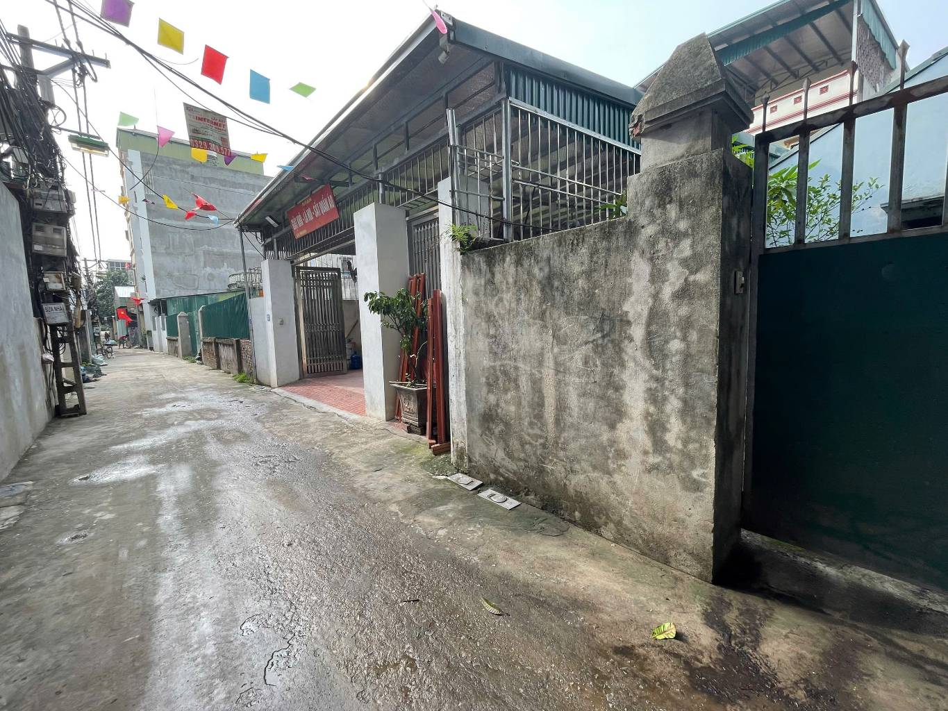 Bán nhà Thúy Lĩnh - diện tích 224m2 1 tầng - ô tô vào trong nhà - giá 23,6 tỷ