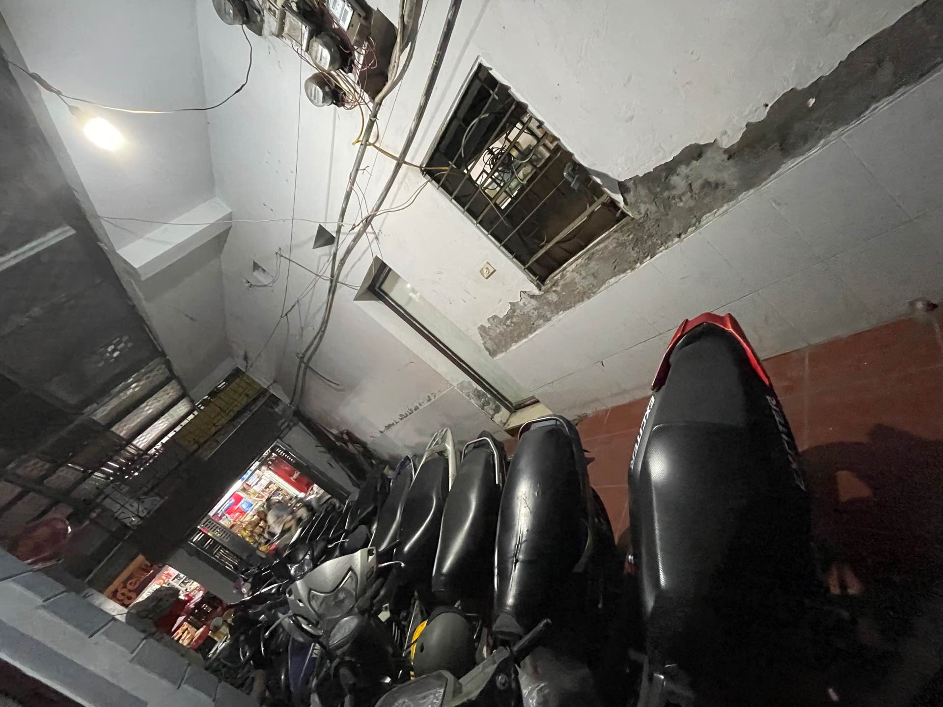 Bán nhà Miếu Đầm - diện tích 65m2 2 tầng - Mặt ngõ ô tô - giá 27,5 tỷ