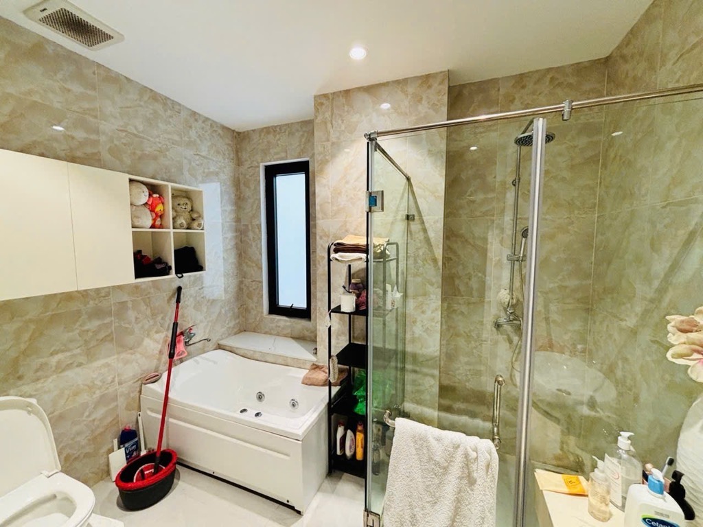 Bán nhà Lạc Trung - diện tích 92m2 5 tầng - Phân lô ô tô - giá 29,5 tỷ