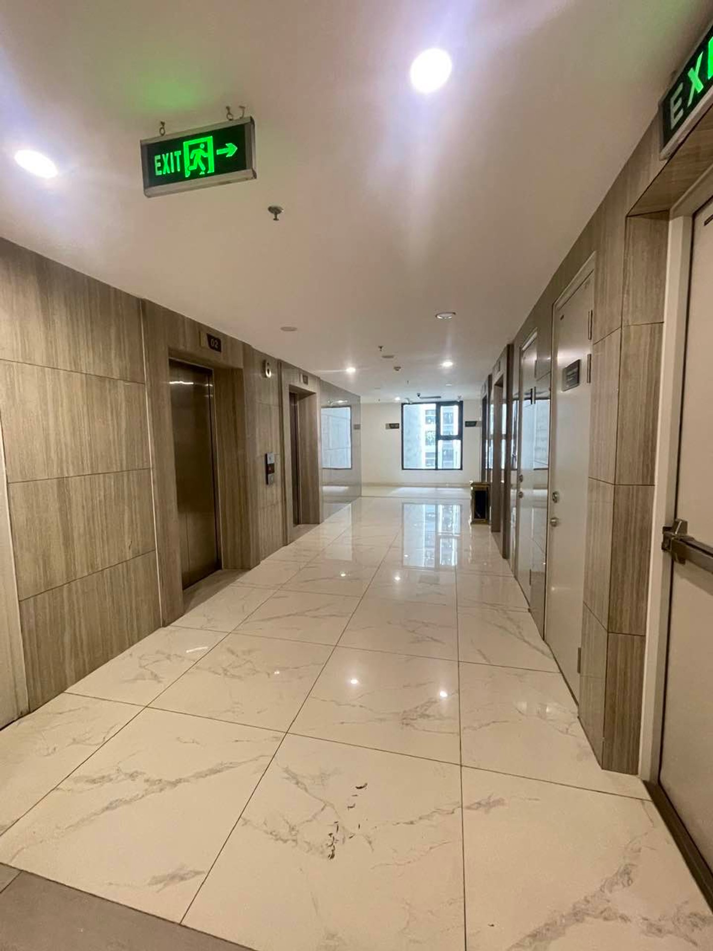 Bán nhà Minh Khai - diện tích 81m2 6 tầng - Căn hộ sang trọng, thoáng đẹp - giá 9,4 tỷ