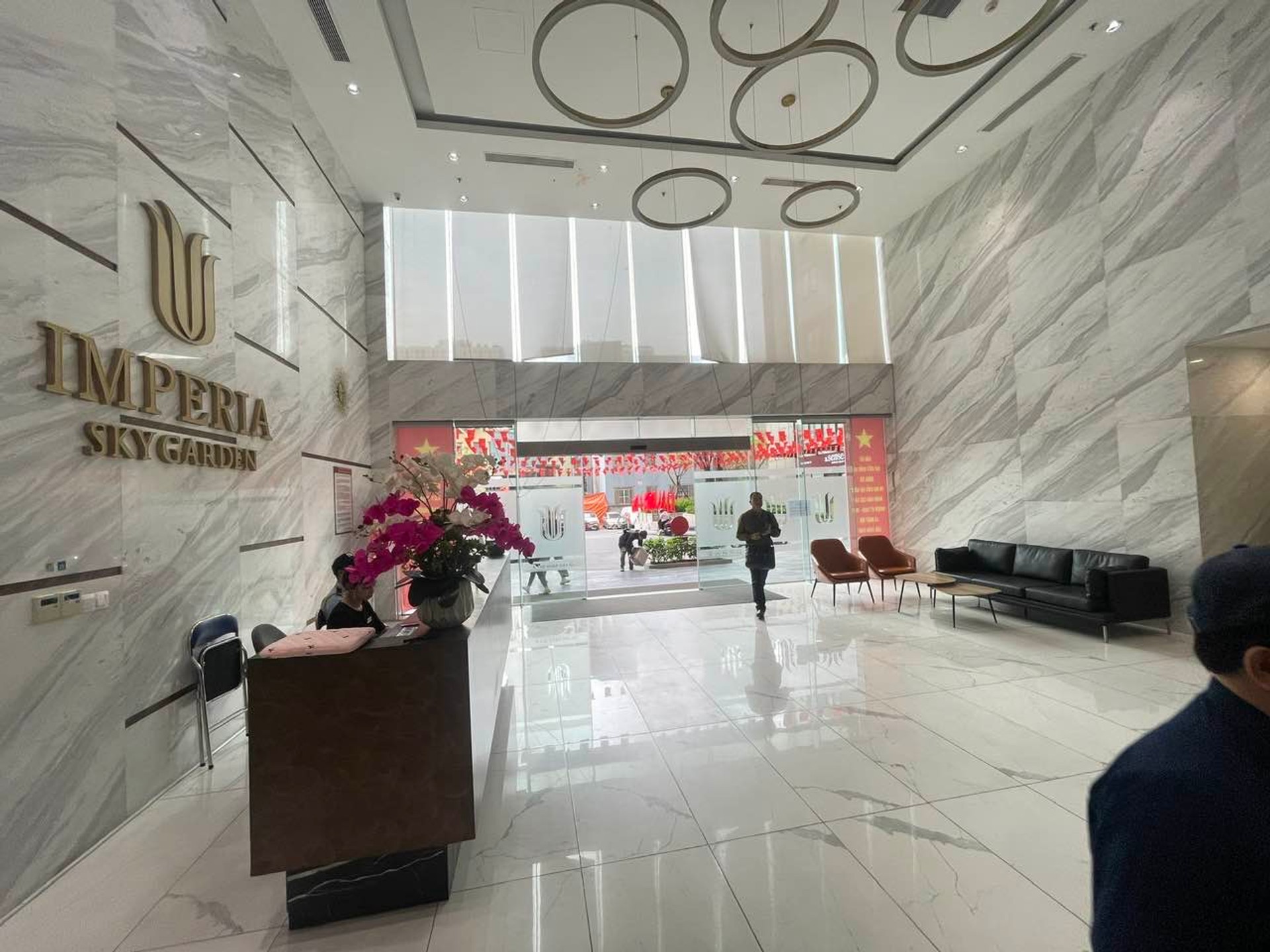 Bán nhà Minh Khai - diện tích 81m2 6 tầng - Căn hộ sang trọng, thoáng đẹp - giá 9,4 tỷ