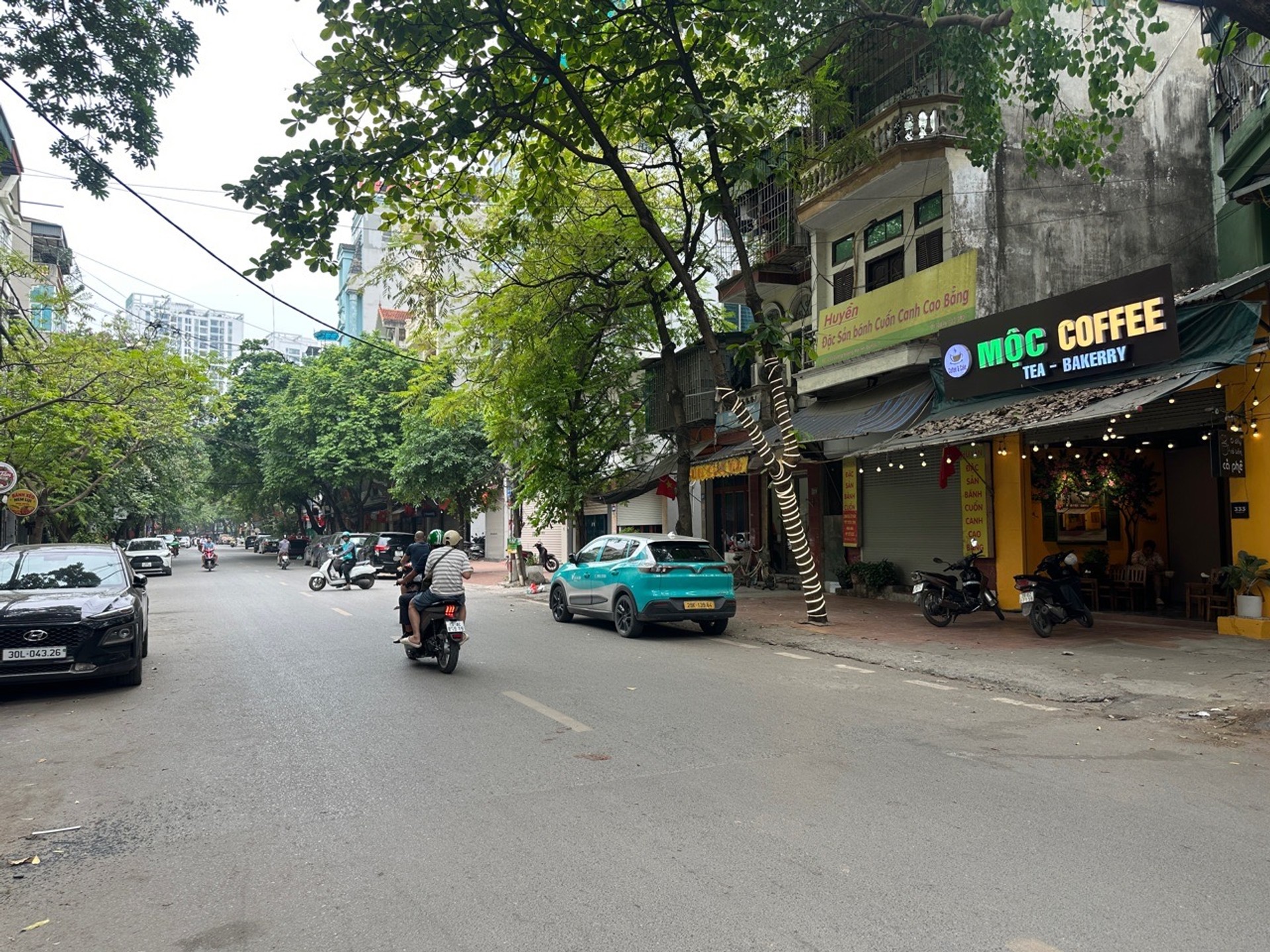Bán nhà Hoàng Mai - diện tích 43m2 2 tầng - Lô góc 1 mặt phố 1 mặt ngõ ô tô - giá 25 tỷ