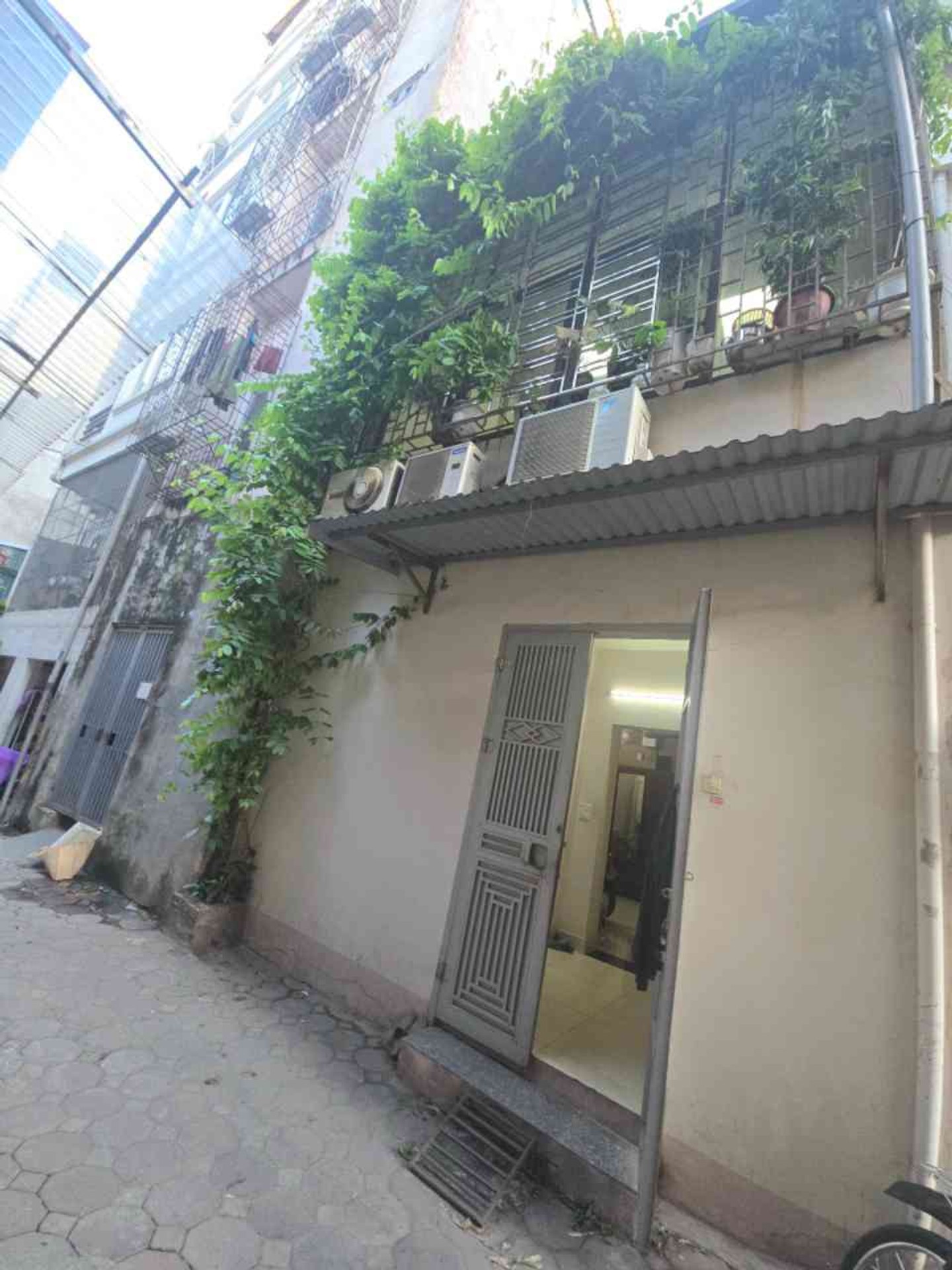 Bán nhà Lạc Trung - diện tích 47m2 4 tầng - Kinh doanh siêu đỉnh - giá 26,8 tỷ