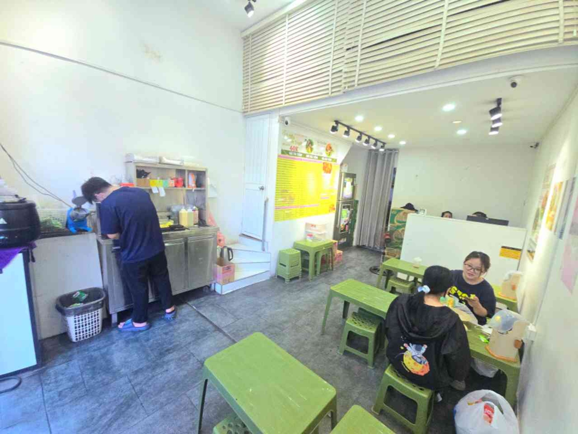 Bán nhà Lạc Trung - diện tích 47m2 4 tầng - Kinh doanh siêu đỉnh - giá 26,8 tỷ