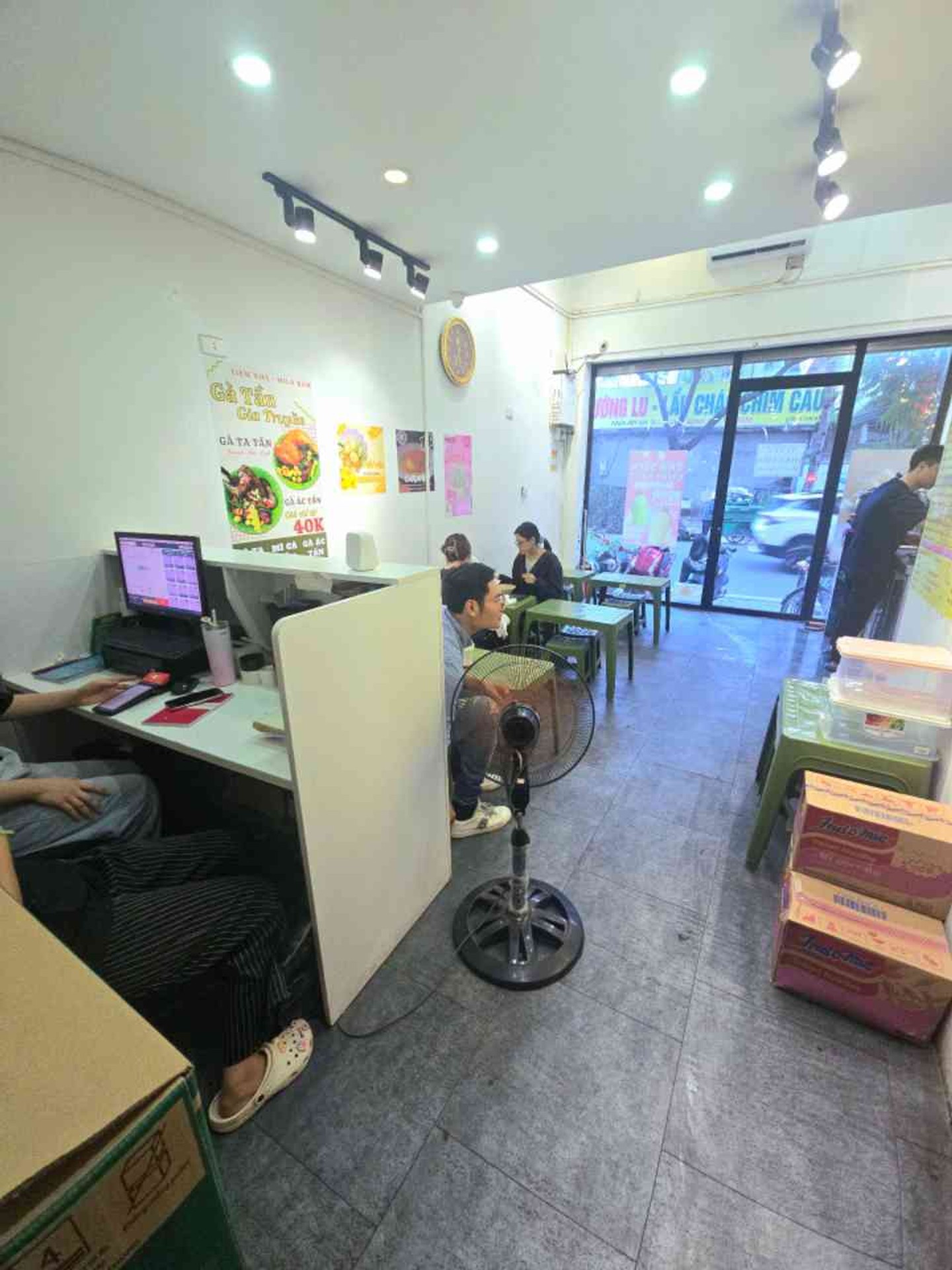 Bán nhà Lạc Trung - diện tích 47m2 4 tầng - Kinh doanh siêu đỉnh - giá 26,8 tỷ