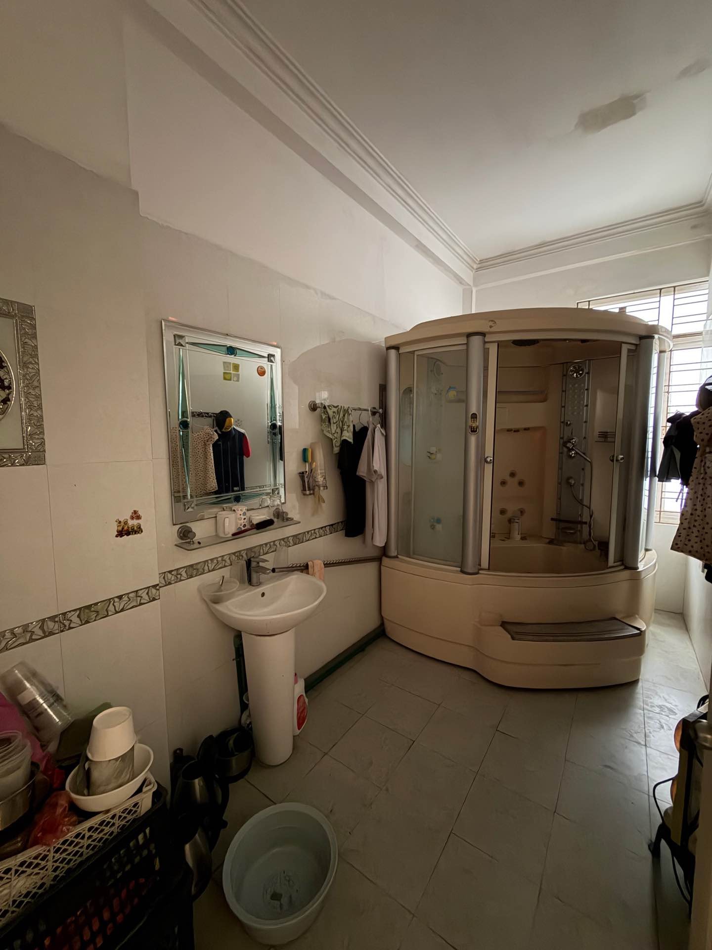 Bán nhà Trương Định - diện tích 38m2 5 tầng - ô tô đỗ cửa - giá 18 tỷ