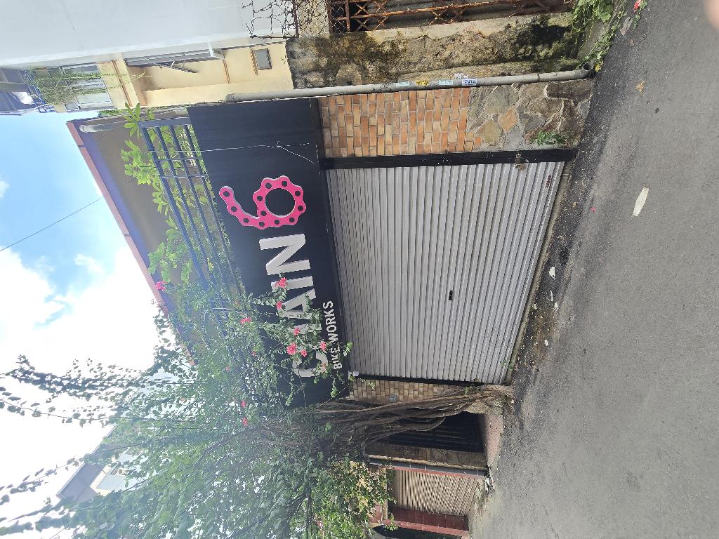 Bán nhà Giải Phóng - diện tích 107m2 2 tầng - Ô TÔ TRÁNH - giá 32 tỷ