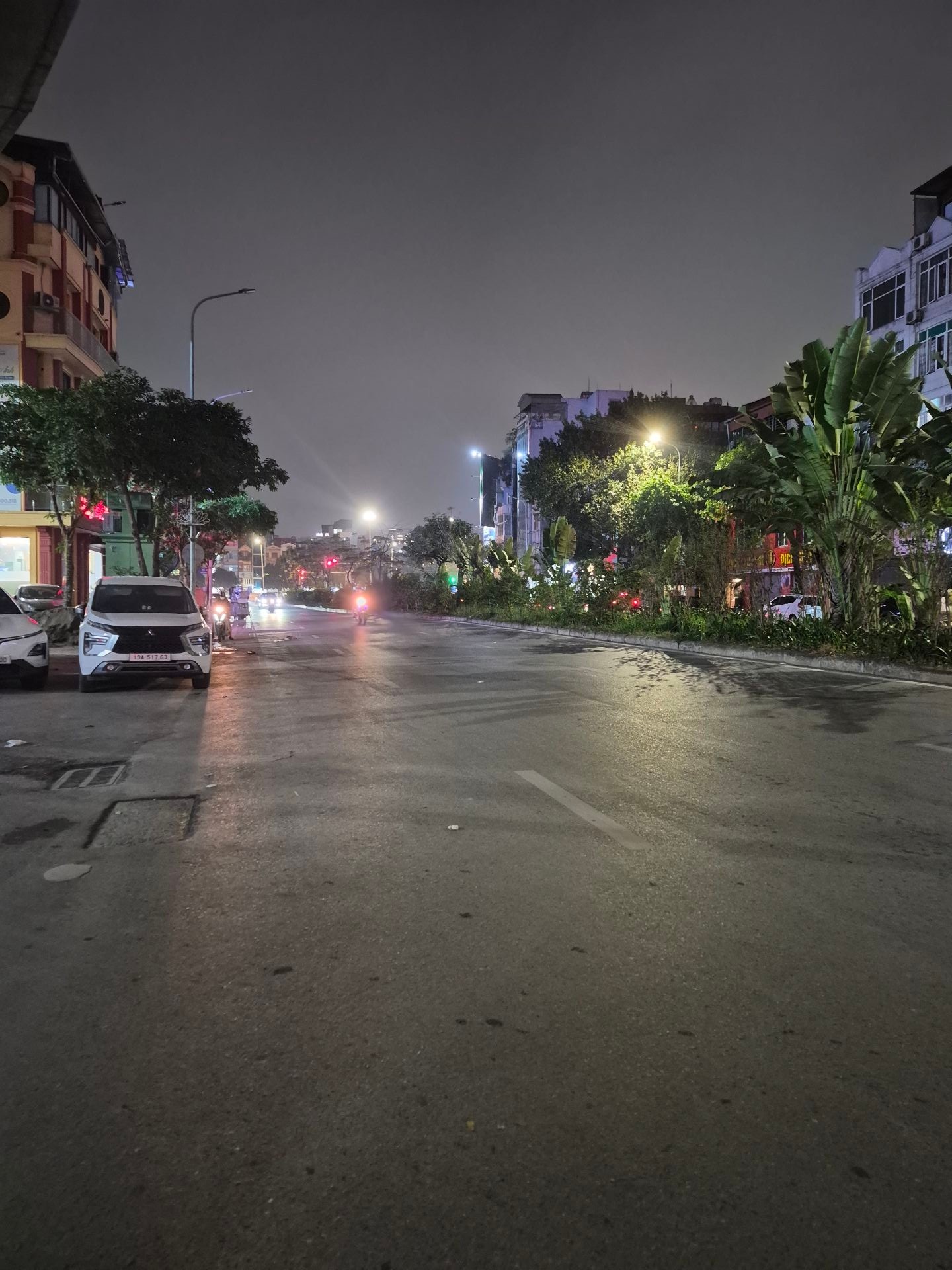 Bán nhà Yên Lãng - diện tích 62m2 5 tầng - Mặt phố trung tâm, kinh doanh sầm uất - giá 4,8 tỷ