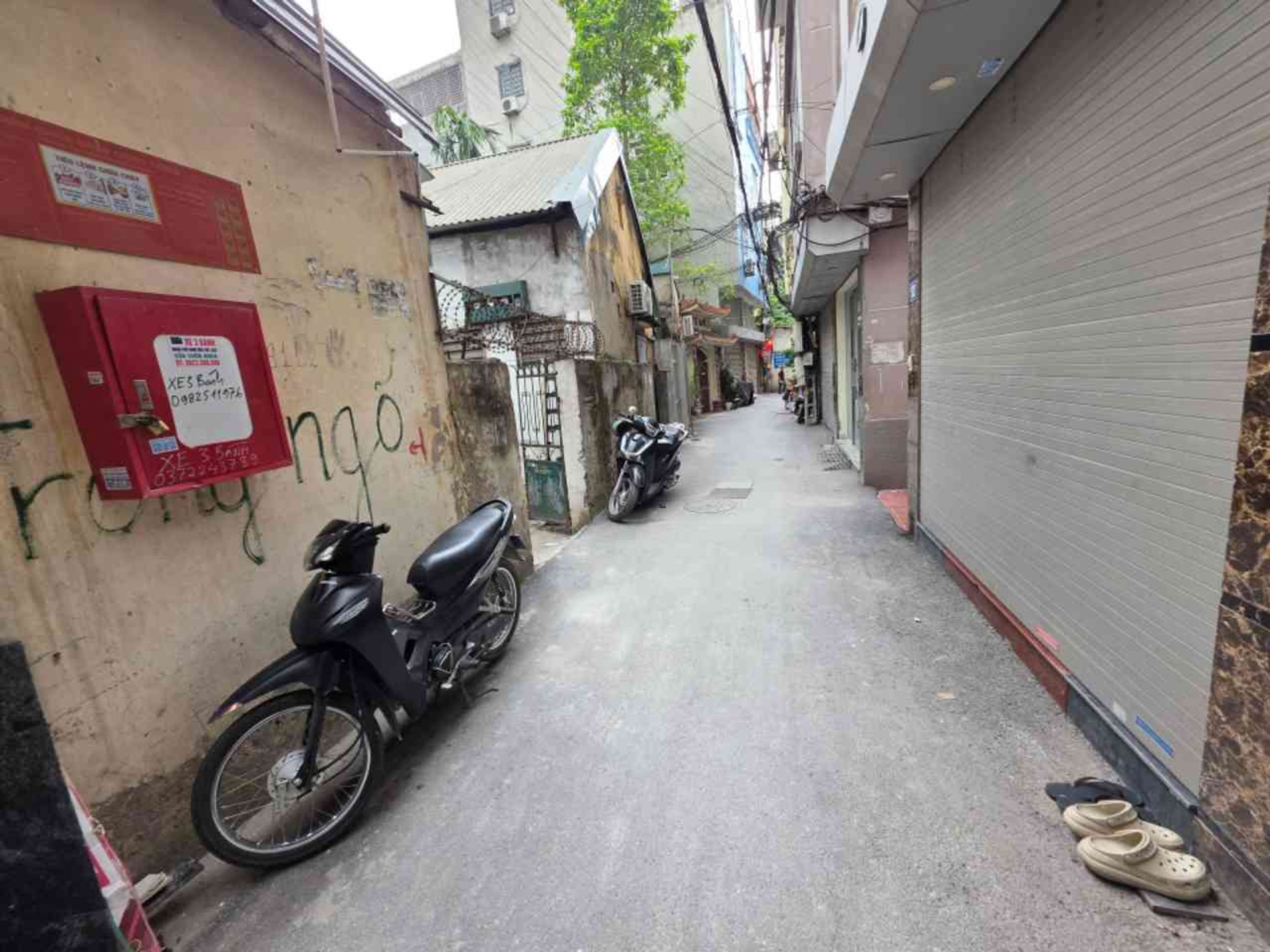 Bán nhà Bùi Xương Trạch - diện tích 95m2 8 tầng - Ô TÔ ĐỖ CỬA - giá 29,5 tỷ