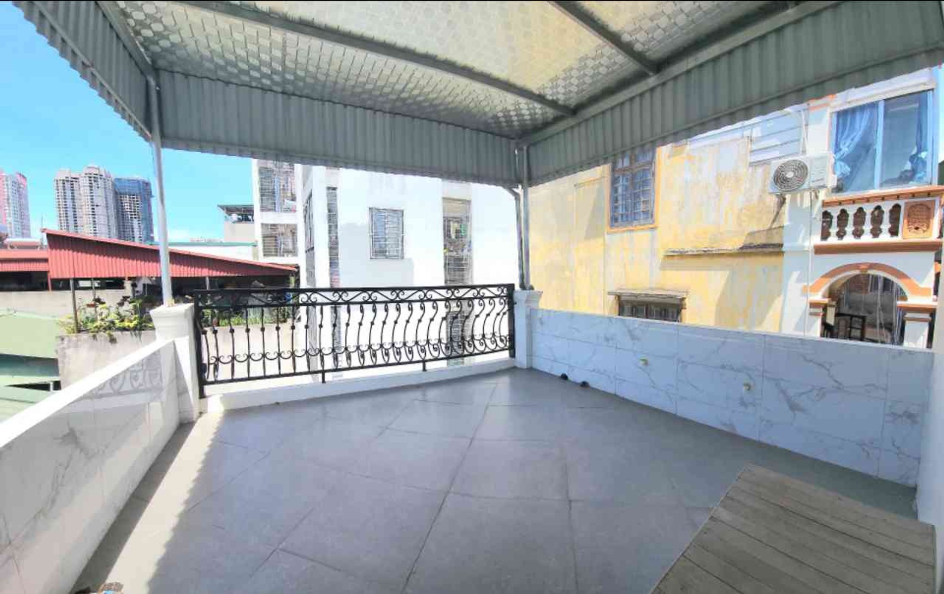 Bán nhà Giải Phóng - diện tích 35m2 5 tầng - Nhà đẹp khởi bàn - giá 7,6 tỷ