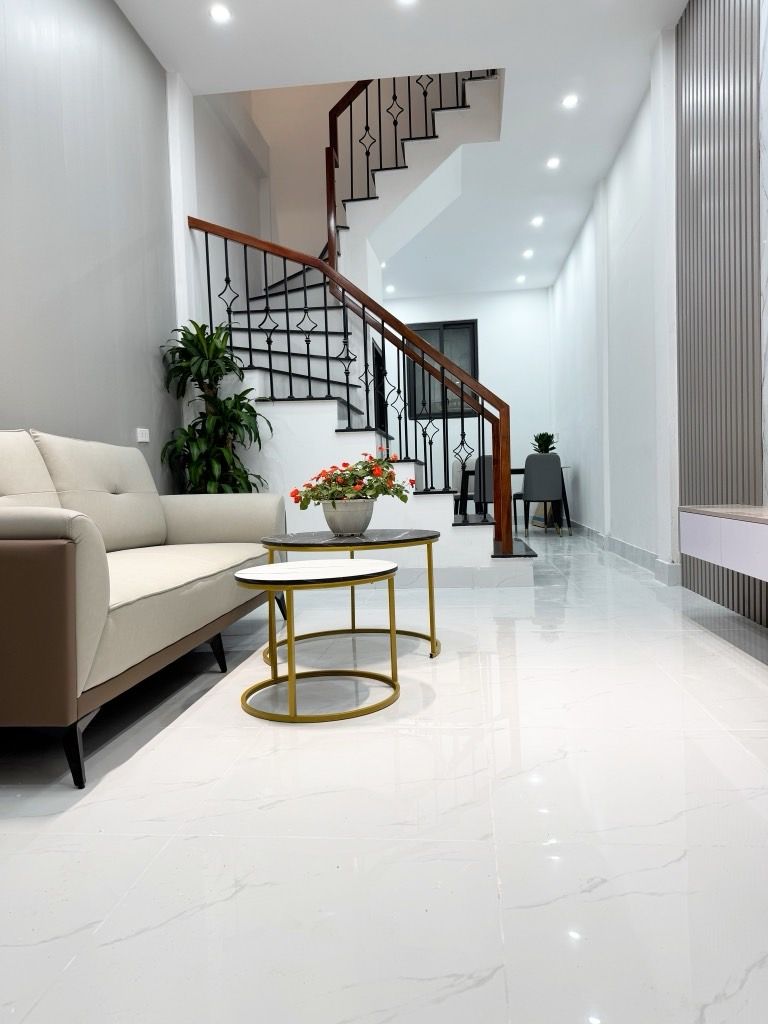 Bán nhà Kim Giang - diện tích 38m2 5 tầng - Full nội thất - giá 9,4 tỷ