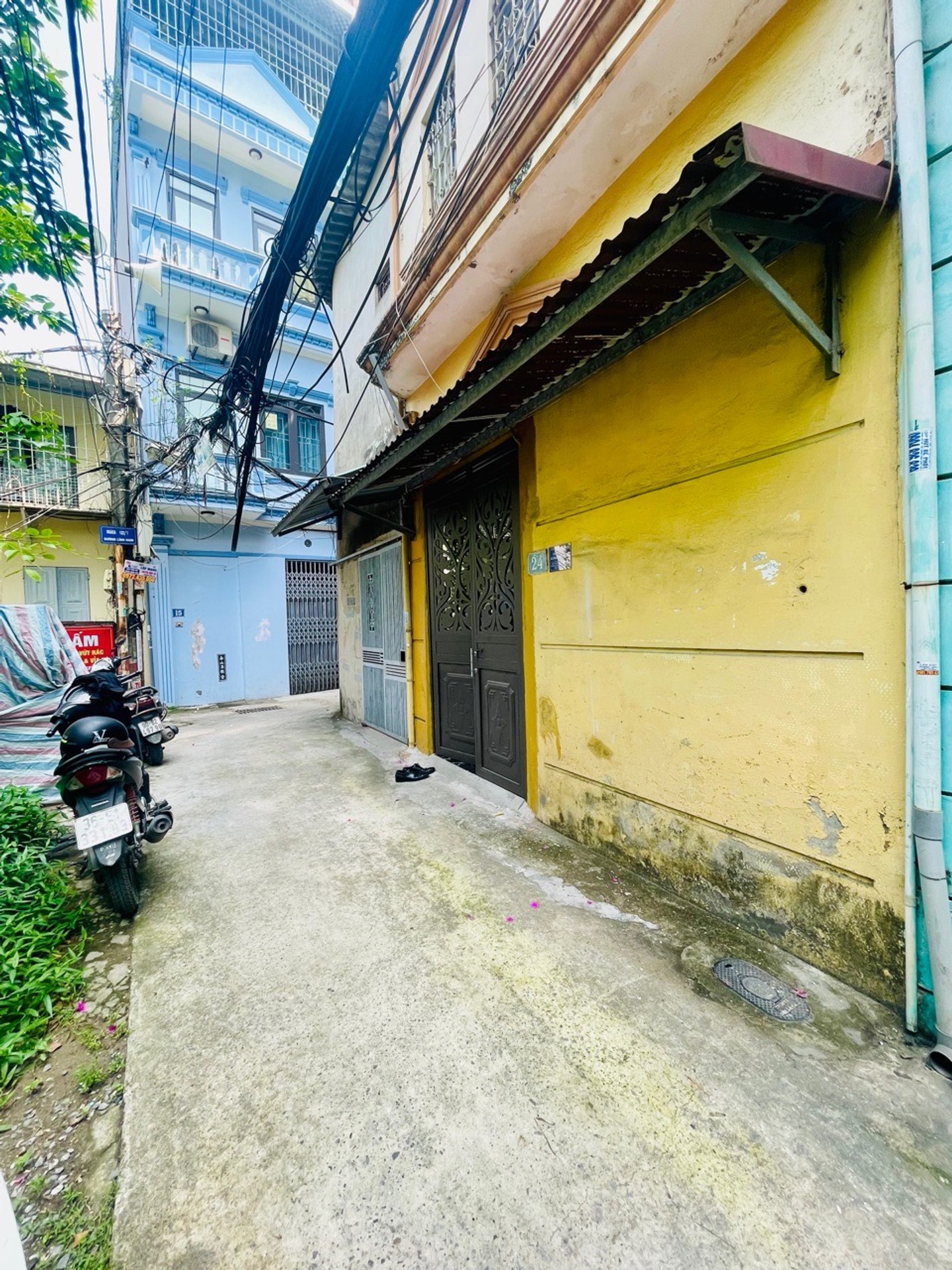 Bán nhà Lĩnh Nam - diện tích 34m2 3 tầng - Nhà cũ bán đất tặng nhà - giá 8,9 tỷ