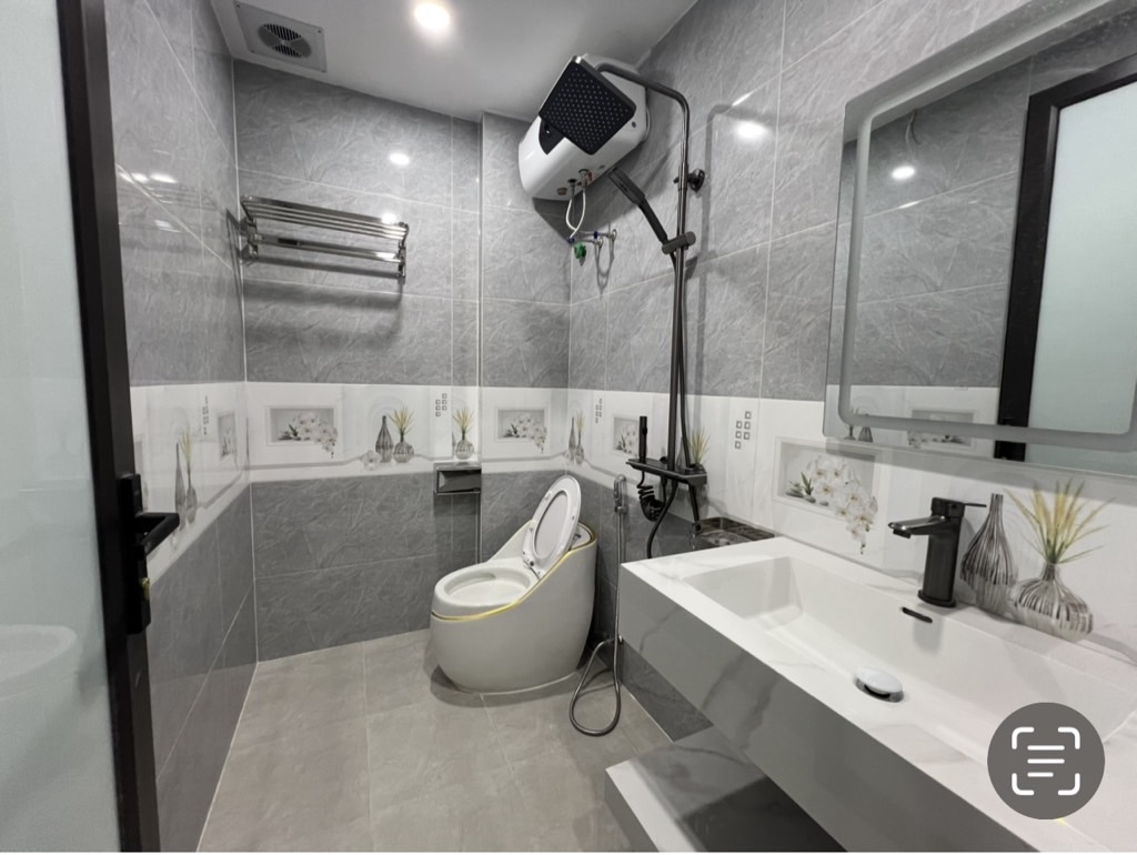 Bán nhà Hoàng Mai - diện tích 46m2 6 tầng - Ô tô đỗ cửa - giá 14,65 tỷ
