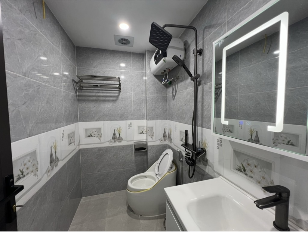 Bán nhà Hoàng Mai - diện tích 46m2 6 tầng - Ô tô đỗ cửa - giá 14,65 tỷ