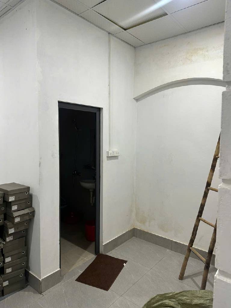 Bán nhà Trương Định - diện tích 100m2 1 tầng - MẶT PHỐ GIÁ MẶT NGÕ - giá 34 tỷ