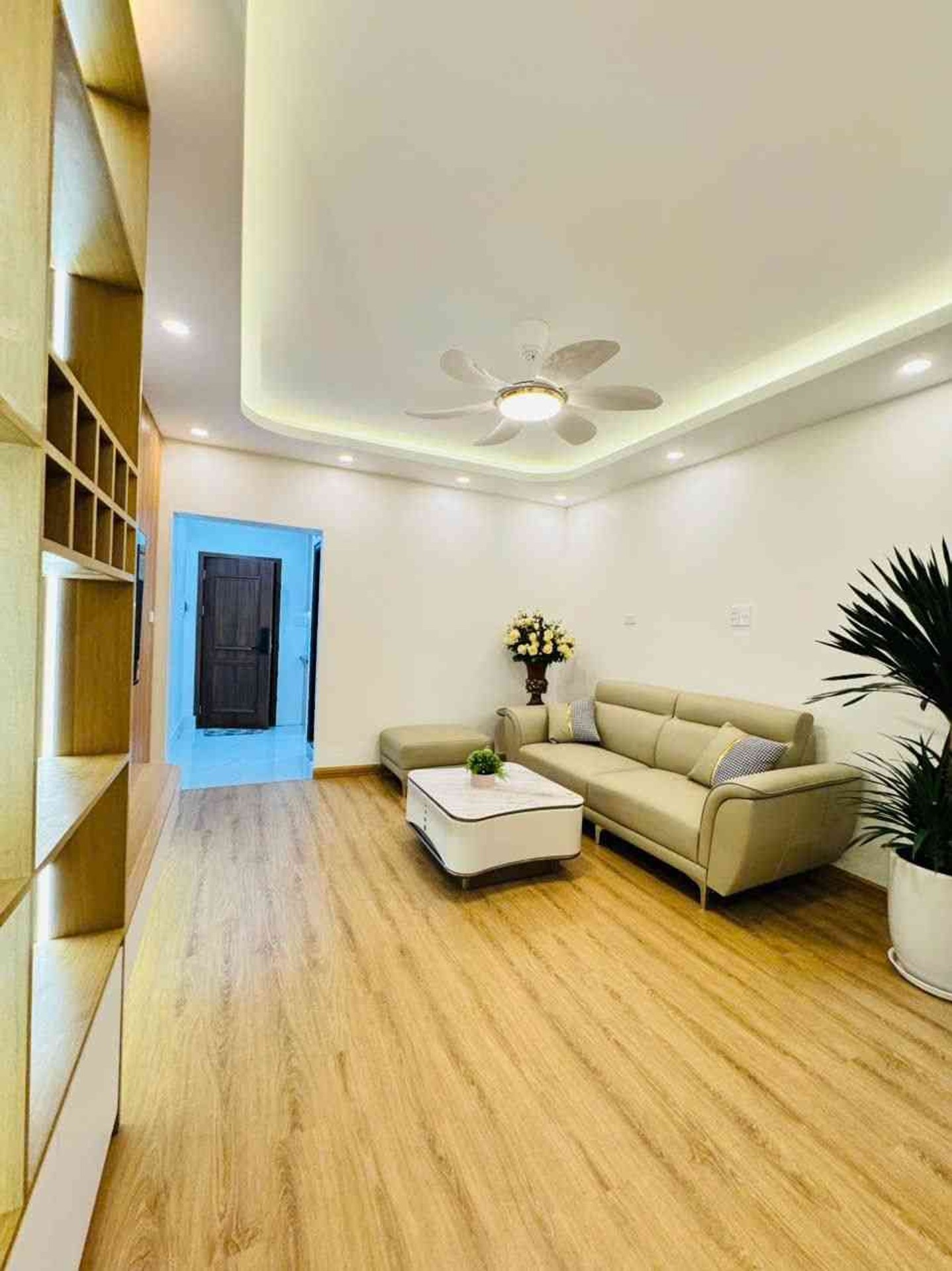 Bán nhà Ngọc Hồi - diện tích 80m2 3 tầng - Căn hộ tập thể đẹp - giá 3,4 tỷ