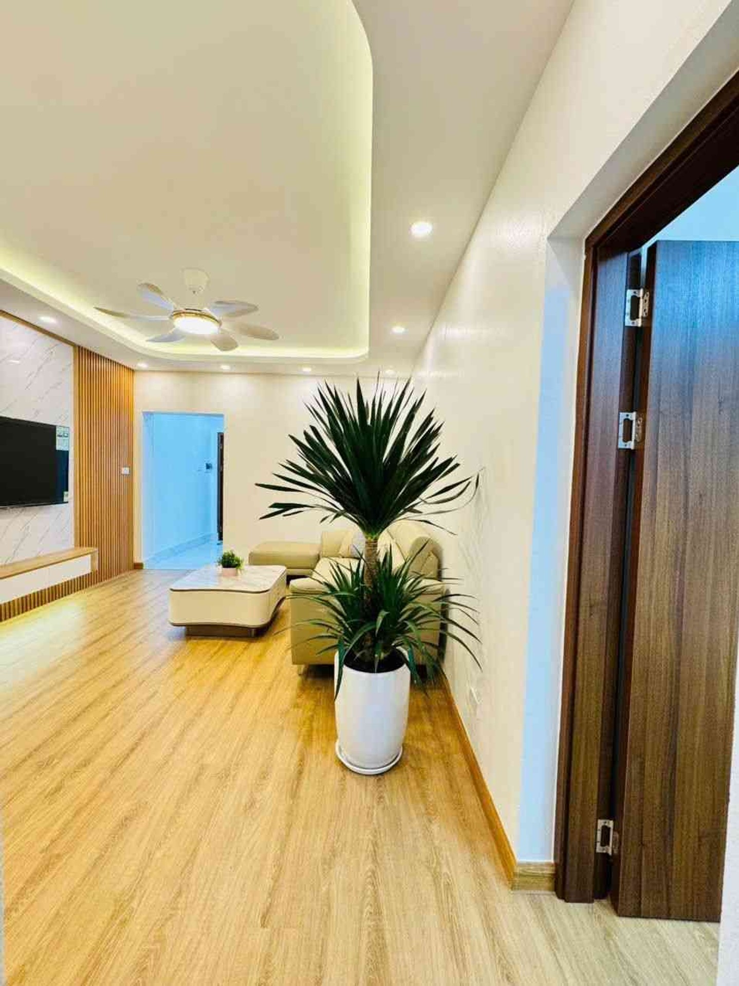 Bán nhà Ngọc Hồi - diện tích 80m2 3 tầng - Căn hộ tập thể đẹp - giá 3,4 tỷ