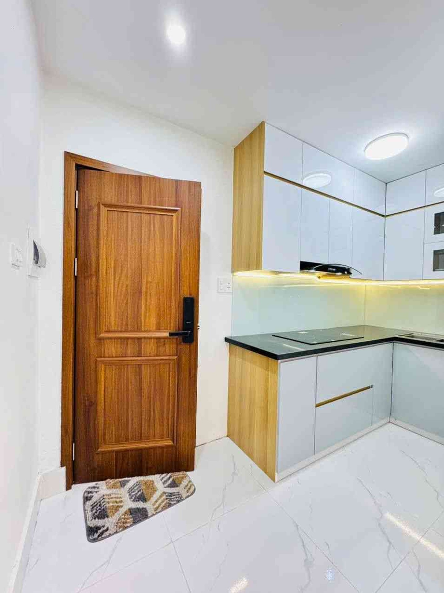 Bán nhà Ngọc Hồi - diện tích 80m2 3 tầng - Căn hộ tập thể đẹp - giá 3,4 tỷ