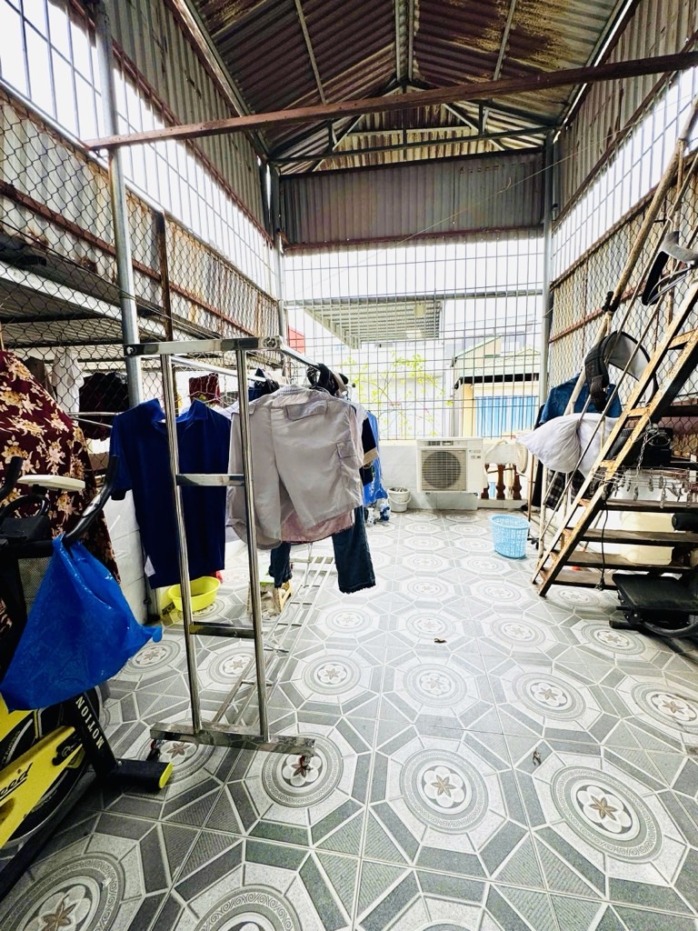 Bán nhà Kim Ngưu - diện tích 40m2 4 tầng - Mặt ngõ thông - giá 9,6 tỷ