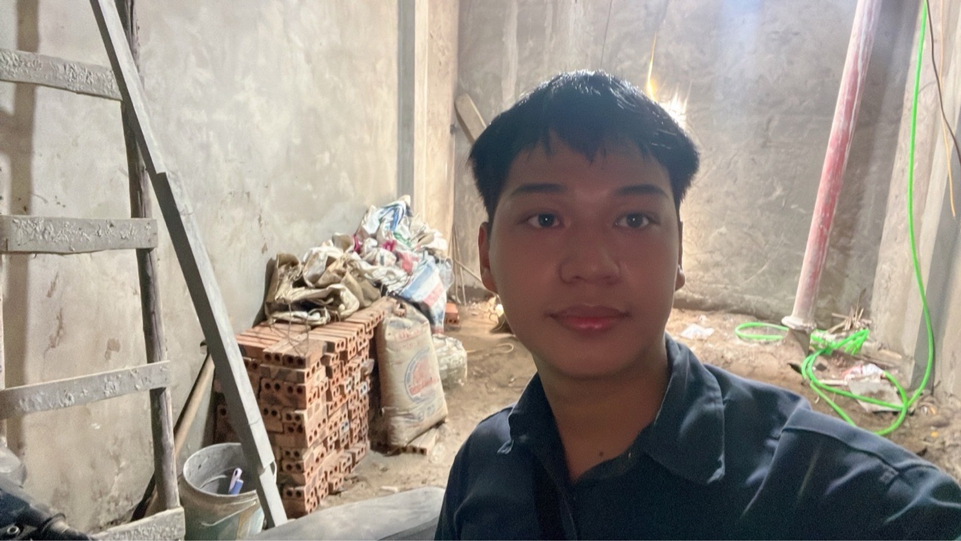 Bán nhà Phan Phù Tiên - diện tích 34m2 6 tầng - Nhà xây mới thang máy - giá 9,9 tỷ