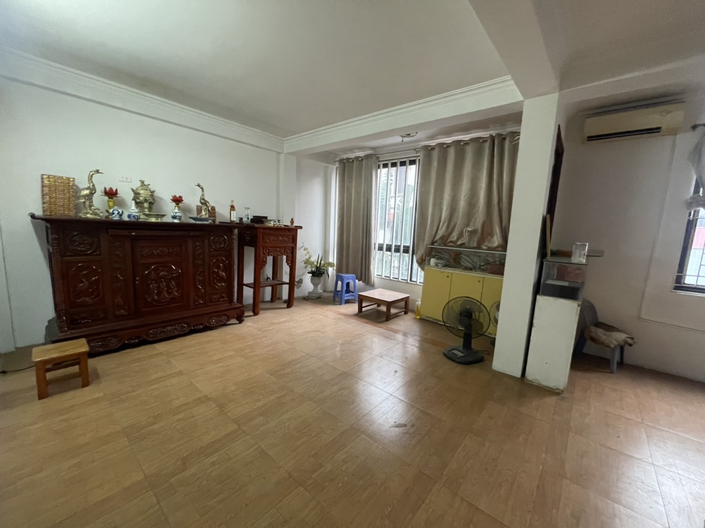 Bán nhà Đê Trần Khát Trân - diện tích 113m2 5 tầng - Ngõ ô tô - giá 25 tỷ