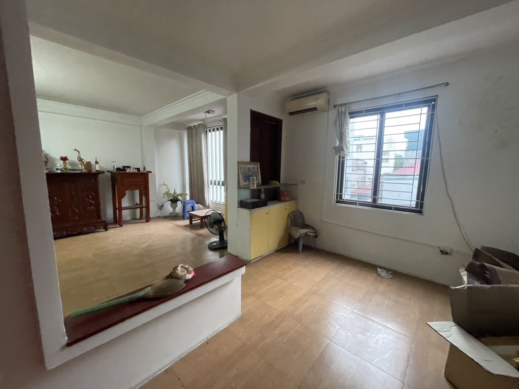 Bán nhà Đê Trần Khát Trân - diện tích 113m2 5 tầng - Ngõ ô tô - giá 25 tỷ