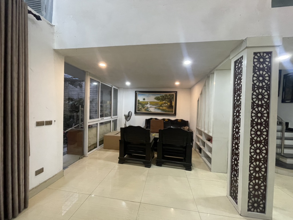 Bán nhà Đê Trần Khát Trân - diện tích 113m2 5 tầng - Ngõ ô tô - giá 25 tỷ