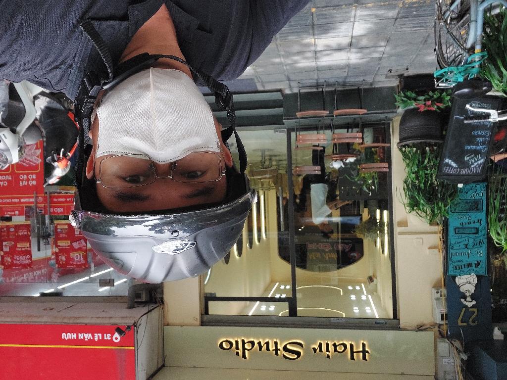 Bán nhà Lê Văn Hưu - diện tích 72m2 4 tầng - Nhà mặt phố VIP - giá 7,5 tỷ