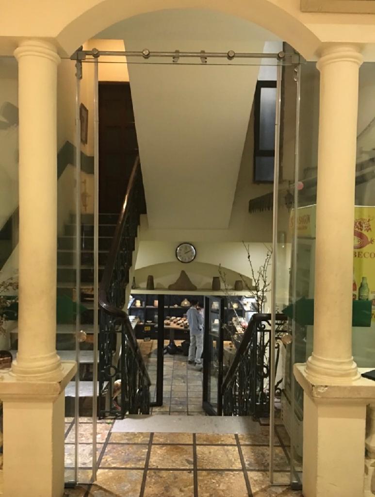 Bán nhà Lê Văn Hưu - diện tích 72m2 4 tầng - Nhà mặt phố VIP - giá 7,5 tỷ