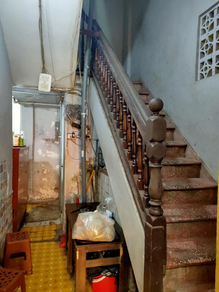 Bán nhà Nguyễn Công Chứ - diện tích 40m2 4 tầng - ô tô đỗ cửa - giá 25 tỷ