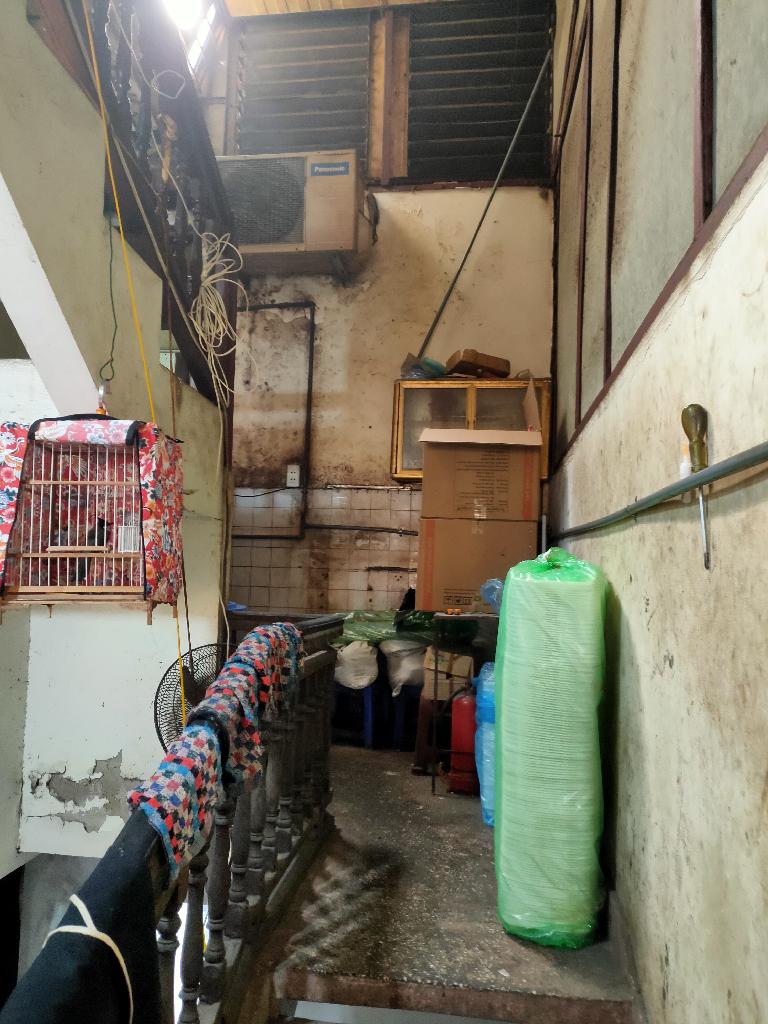 Bán nhà Nguyễn Công Chứ - diện tích 40m2 4 tầng - ô tô đỗ cửa - giá 25 tỷ