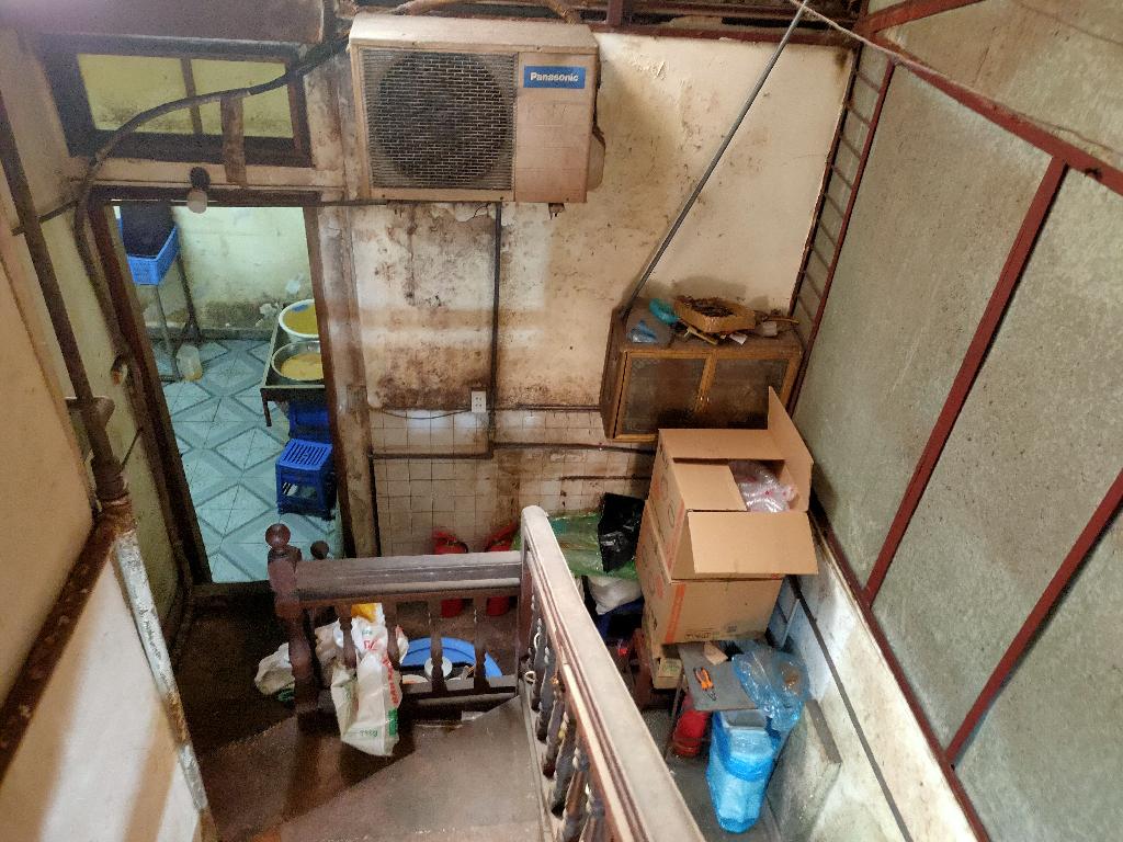 Bán nhà Nguyễn Công Chứ - diện tích 40m2 4 tầng - ô tô đỗ cửa - giá 25 tỷ