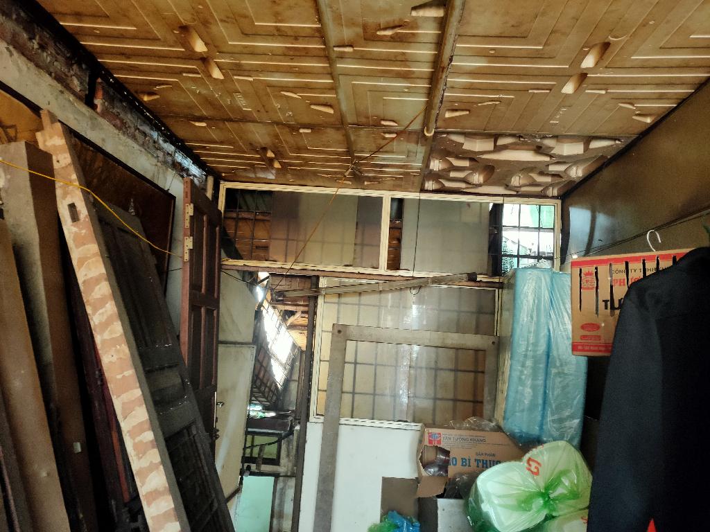 Bán nhà Nguyễn Công Chứ - diện tích 40m2 4 tầng - ô tô đỗ cửa - giá 25 tỷ