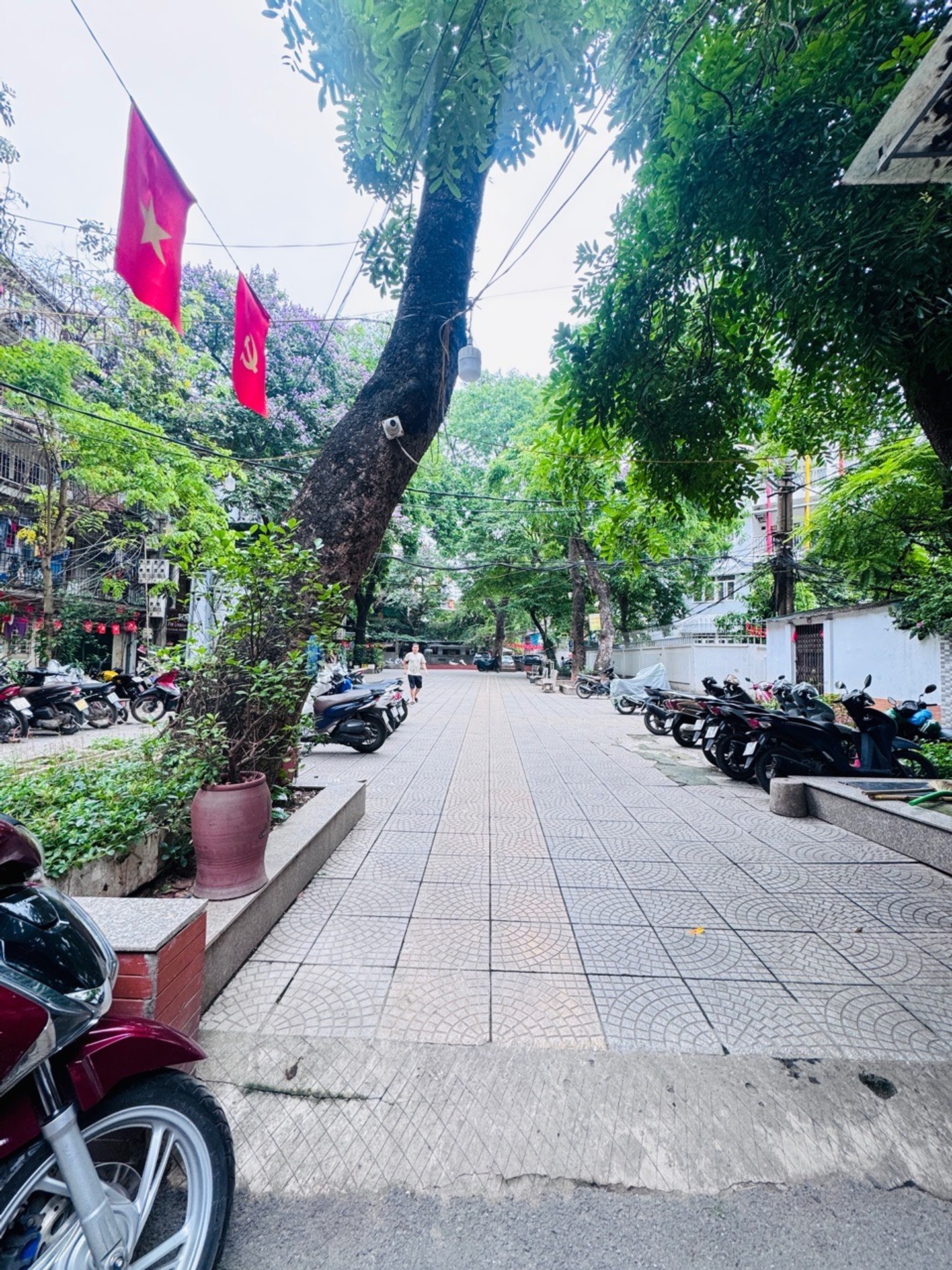 Bán nhà Thanh Xuân - diện tích 70m2 1 tầng - Tập thể kinh doanh cực hiếm - giá 9,3 tỷ