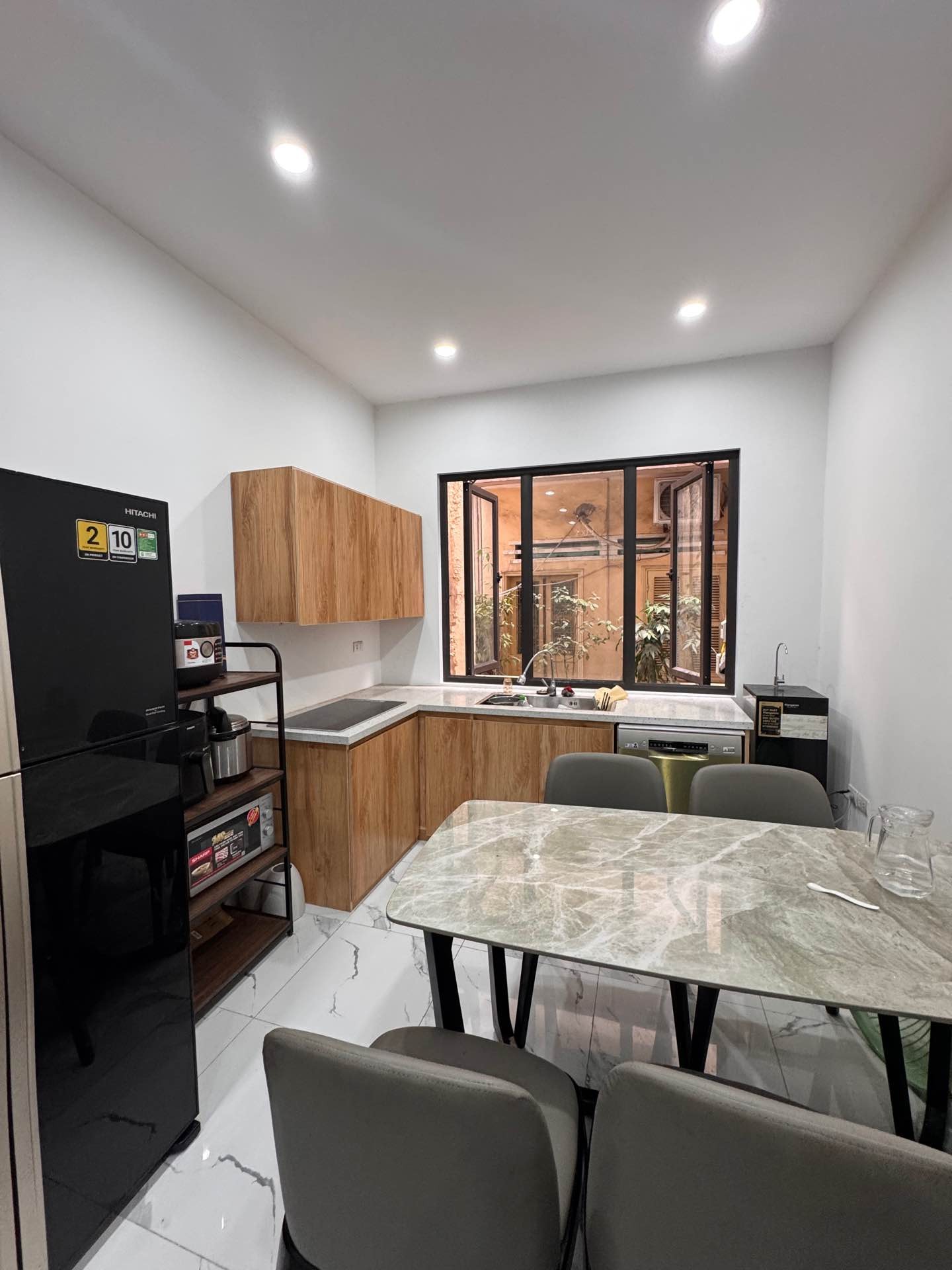 Bán nhà Đại Cồ Việt - diện tích 36m2 4 tầng - Ô TÔ ĐỖ CỬA - giá 12,3 tỷ