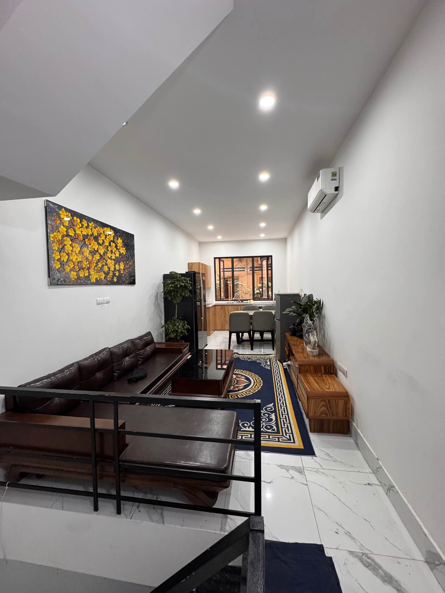 Bán nhà Đại Cồ Việt - diện tích 36m2 4 tầng - Ô TÔ ĐỖ CỬA - giá 12,3 tỷ