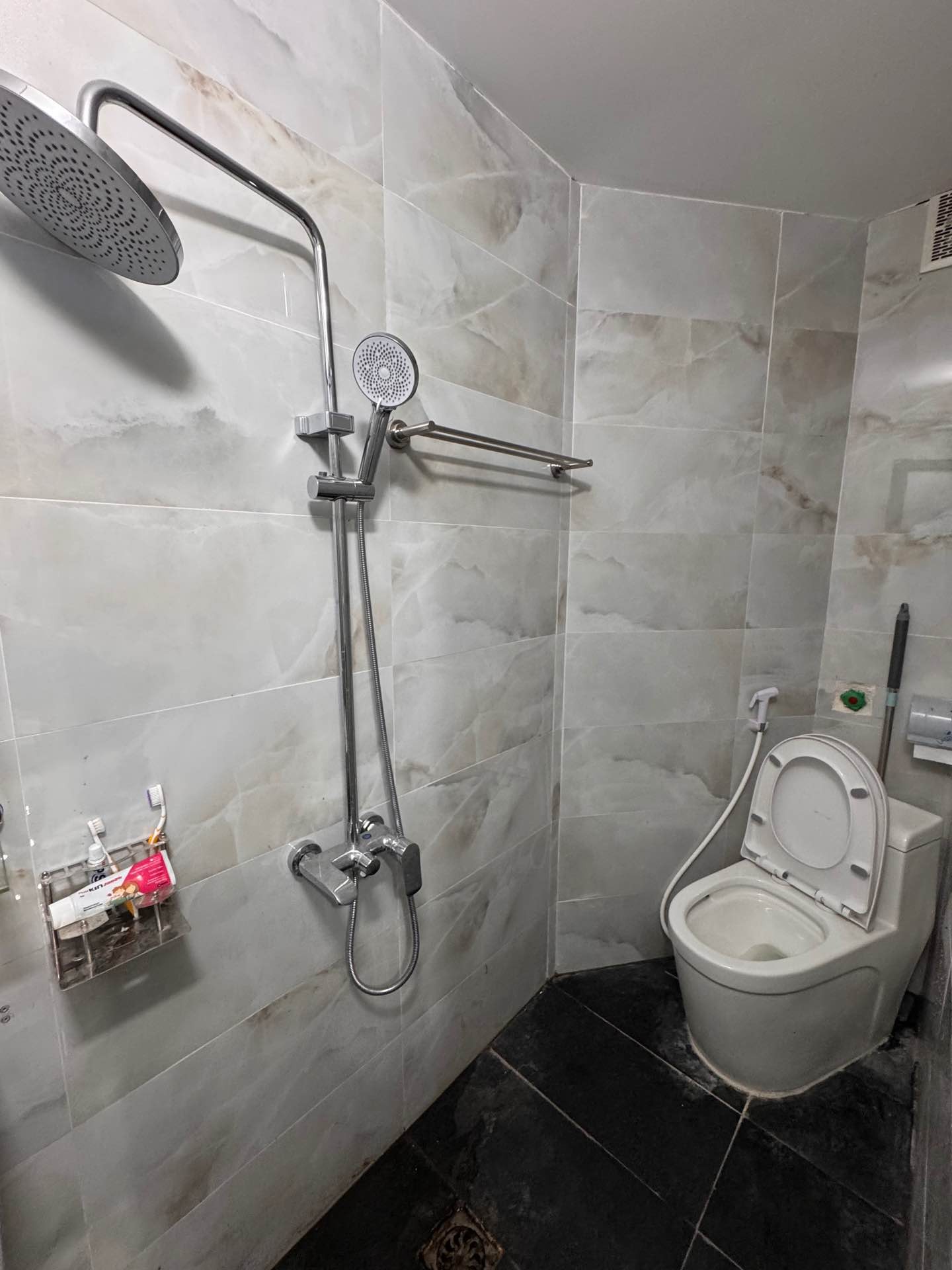 Bán nhà Đại Cồ Việt - diện tích 36m2 4 tầng - Ô TÔ ĐỖ CỬA - giá 12,3 tỷ