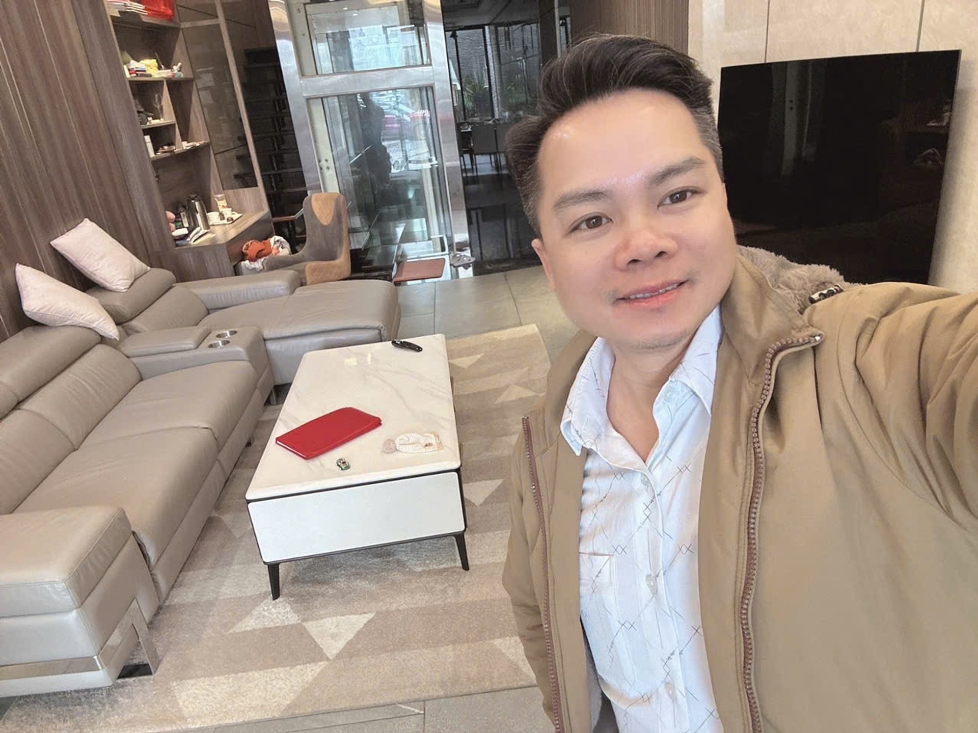 Bán nhà Thịnh Liệt - diện tích 98.2m2 4 tầng - Thoáng trước, sau - giá 26,8 tỷ