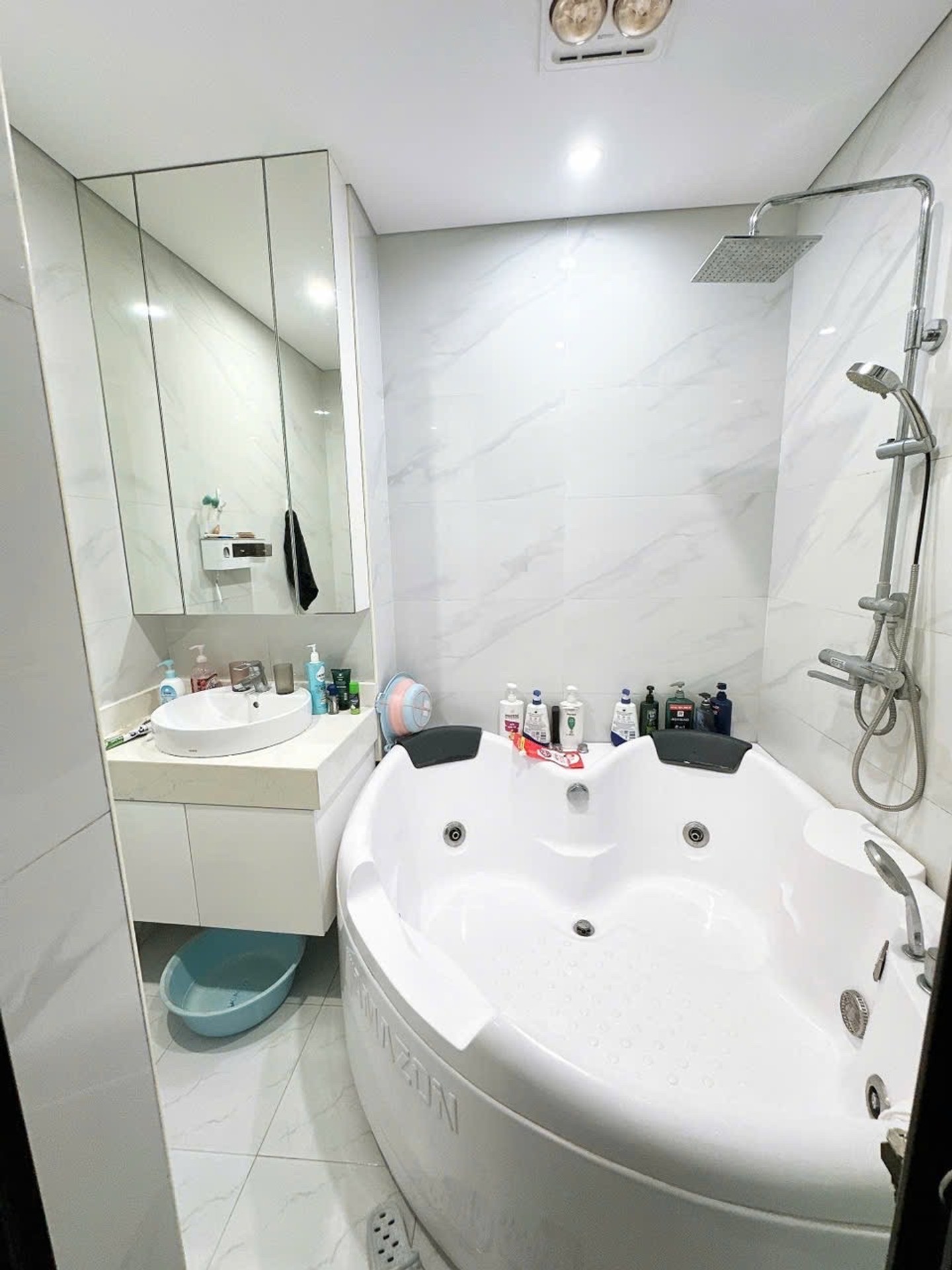 Bán nhà Thịnh Liệt - diện tích 98.2m2 4 tầng - Thoáng trước, sau - giá 26,8 tỷ