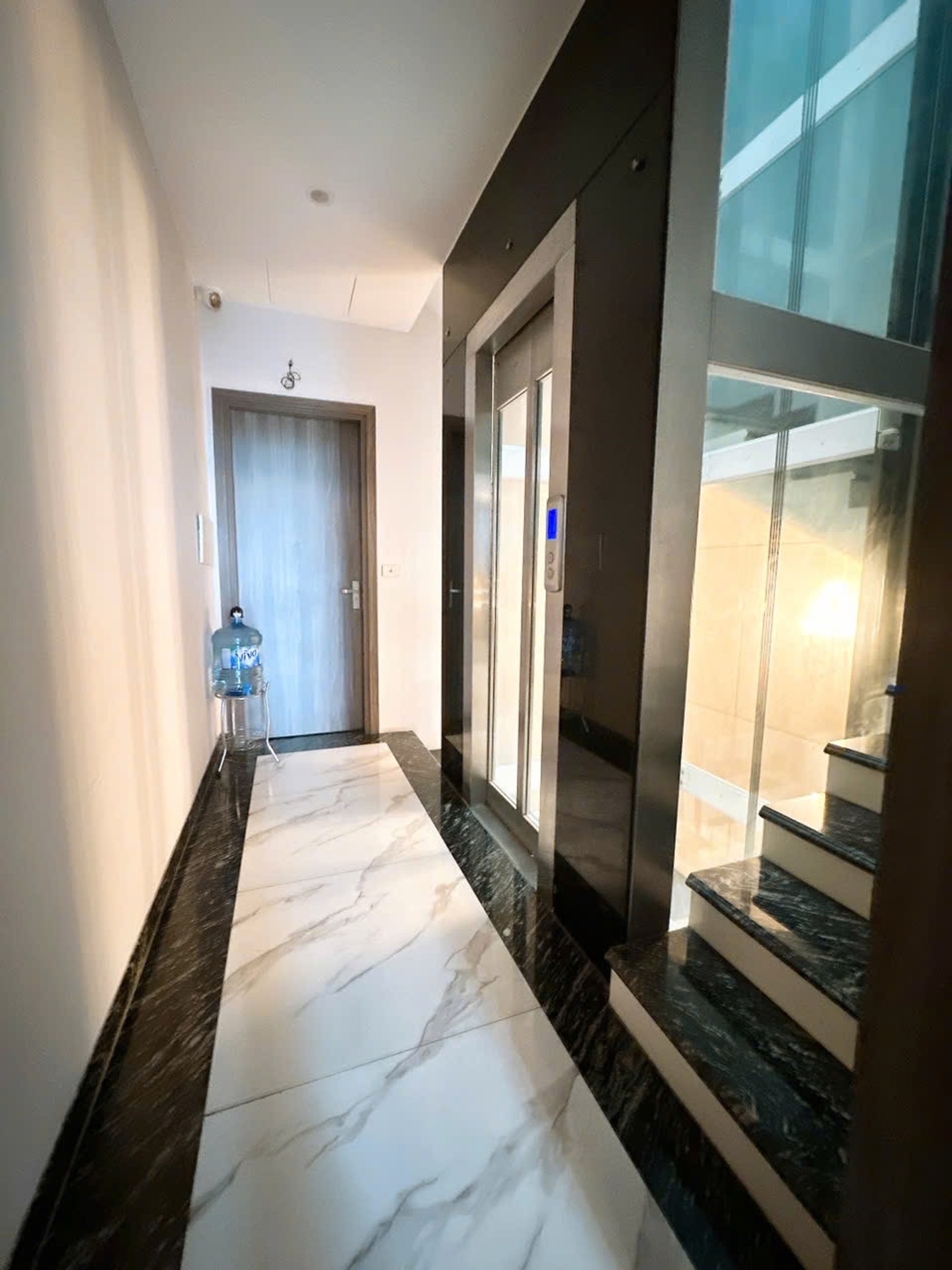 Bán nhà Thịnh Liệt - diện tích 98.2m2 4 tầng - Thoáng trước, sau - giá 26,8 tỷ