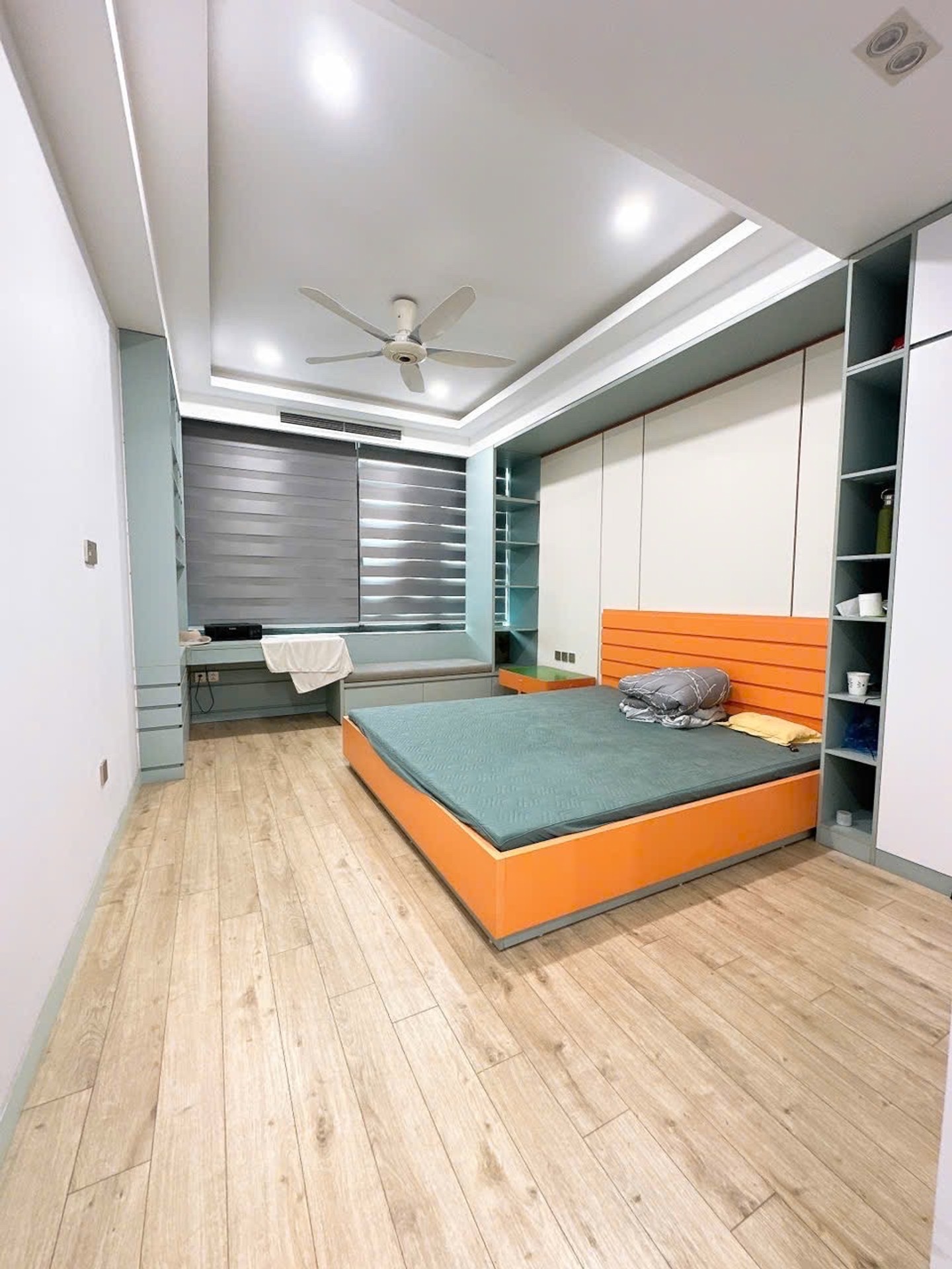 Bán nhà Thịnh Liệt - diện tích 98.2m2 4 tầng - Thoáng trước, sau - giá 26,8 tỷ