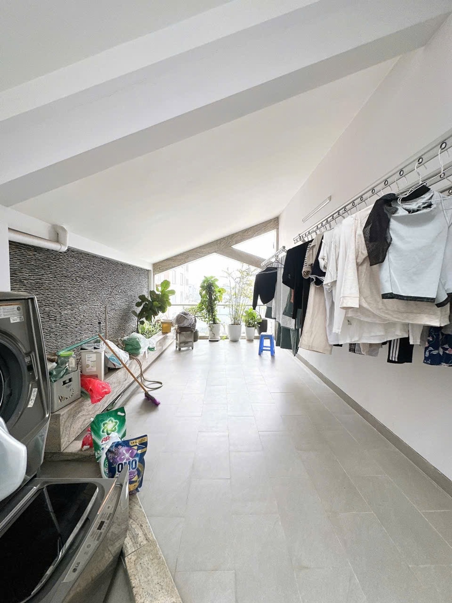 Bán nhà Thịnh Liệt - diện tích 98.2m2 4 tầng - Thoáng trước, sau - giá 26,8 tỷ