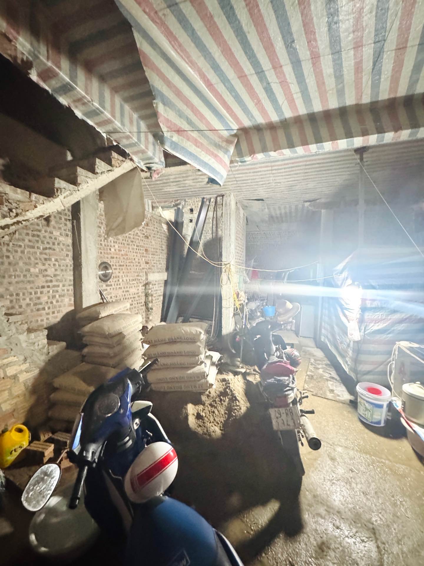 Bán nhà Trung Liệt - diện tích 48m2 6 tầng - Lô góc 2 mặt thoáng - giá 25 tỷ