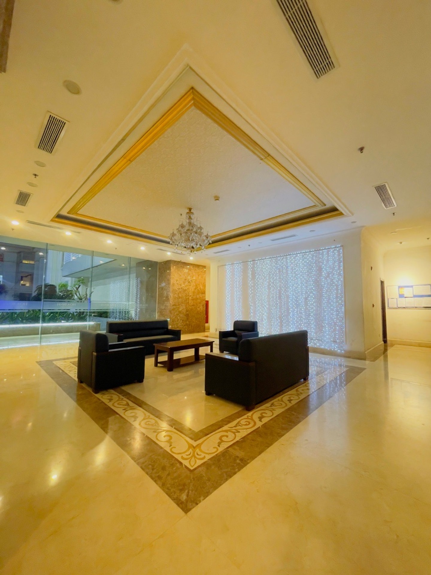 Bán nhà Minh Khai - diện tích 116m2 14 tầng - Căn hộ view sông Hồng - giá 9 tỷ